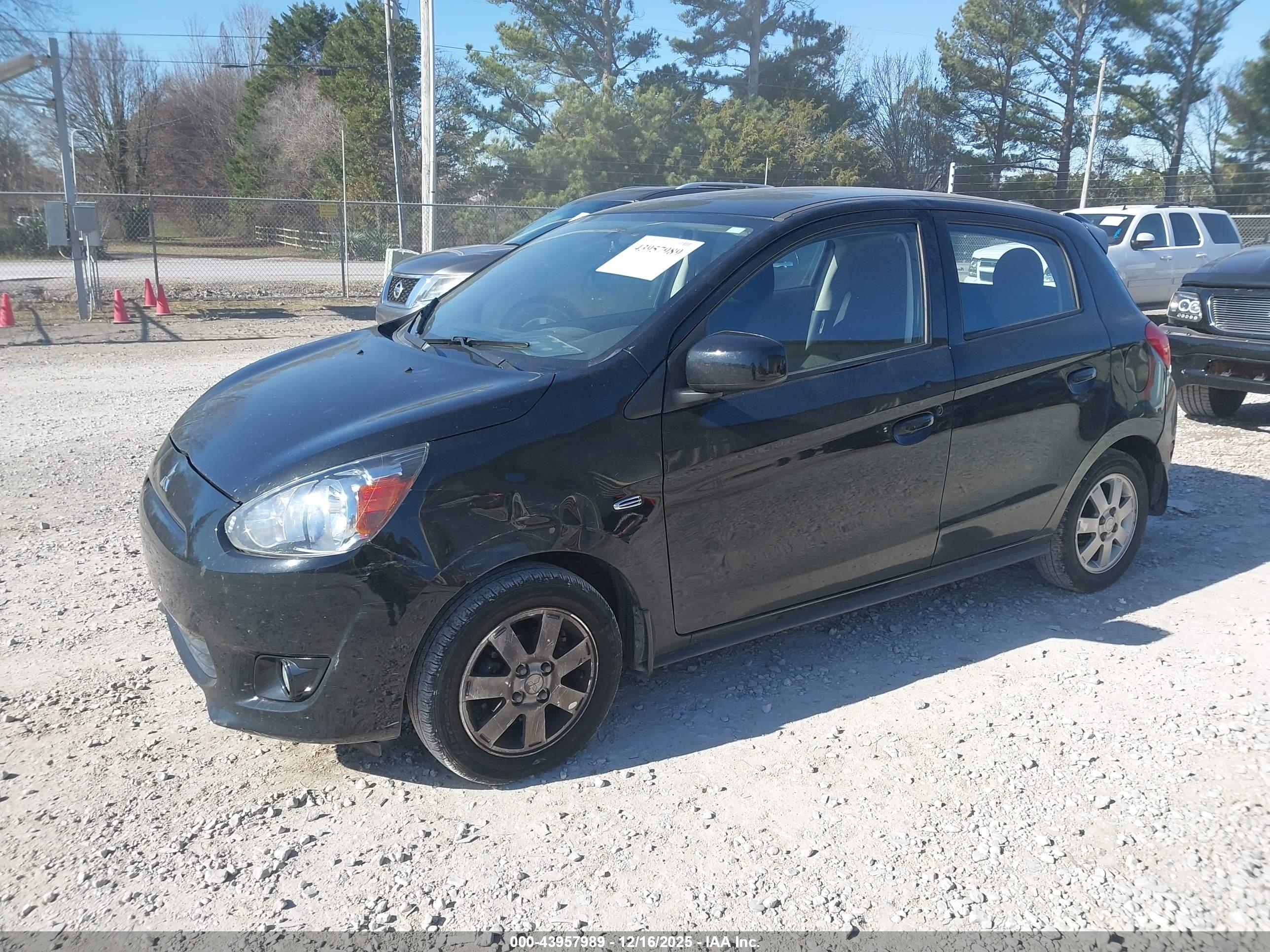 MITSUBISHI MIRAGE image 6