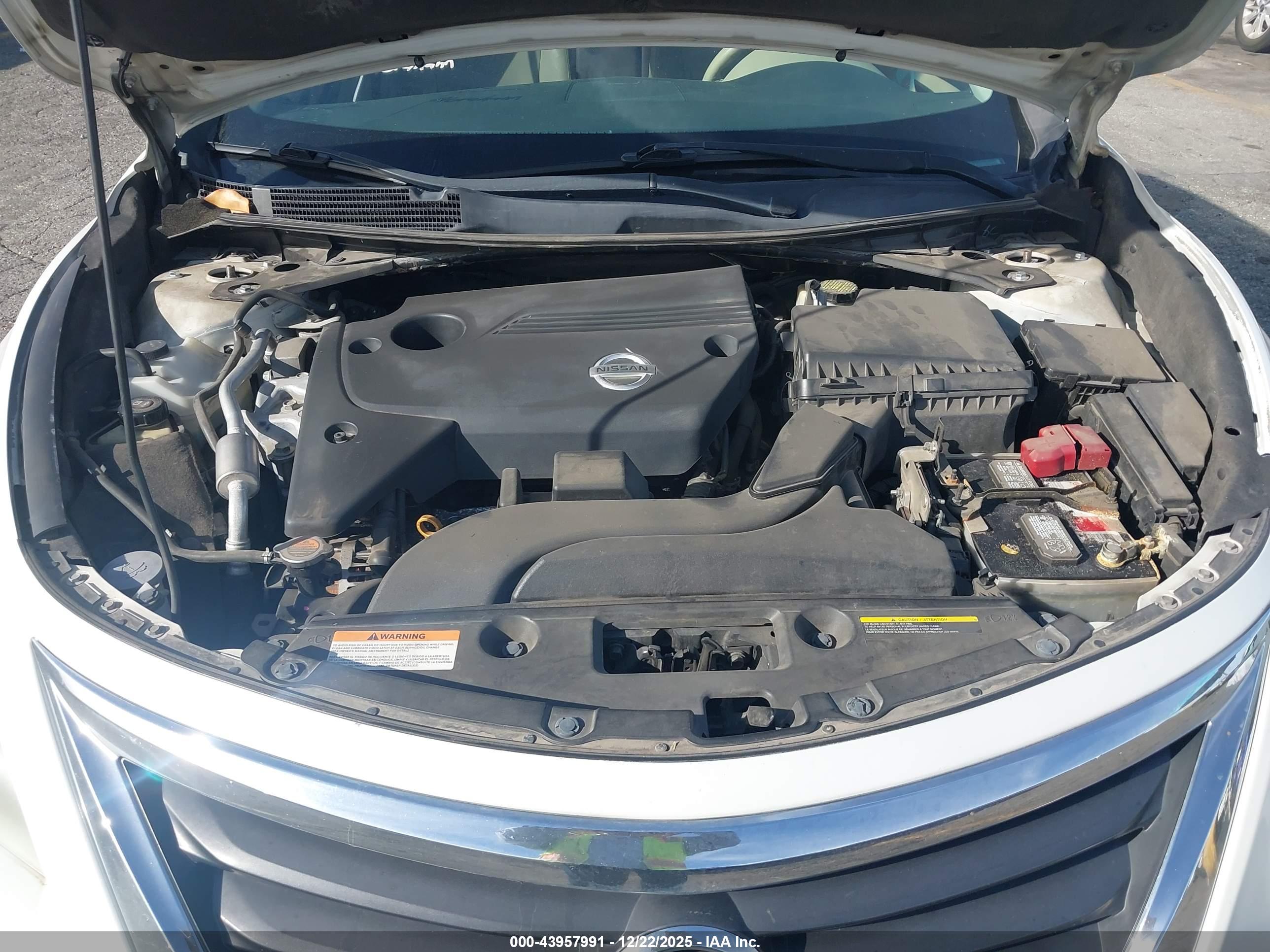 NISSAN ALTIMA image 10