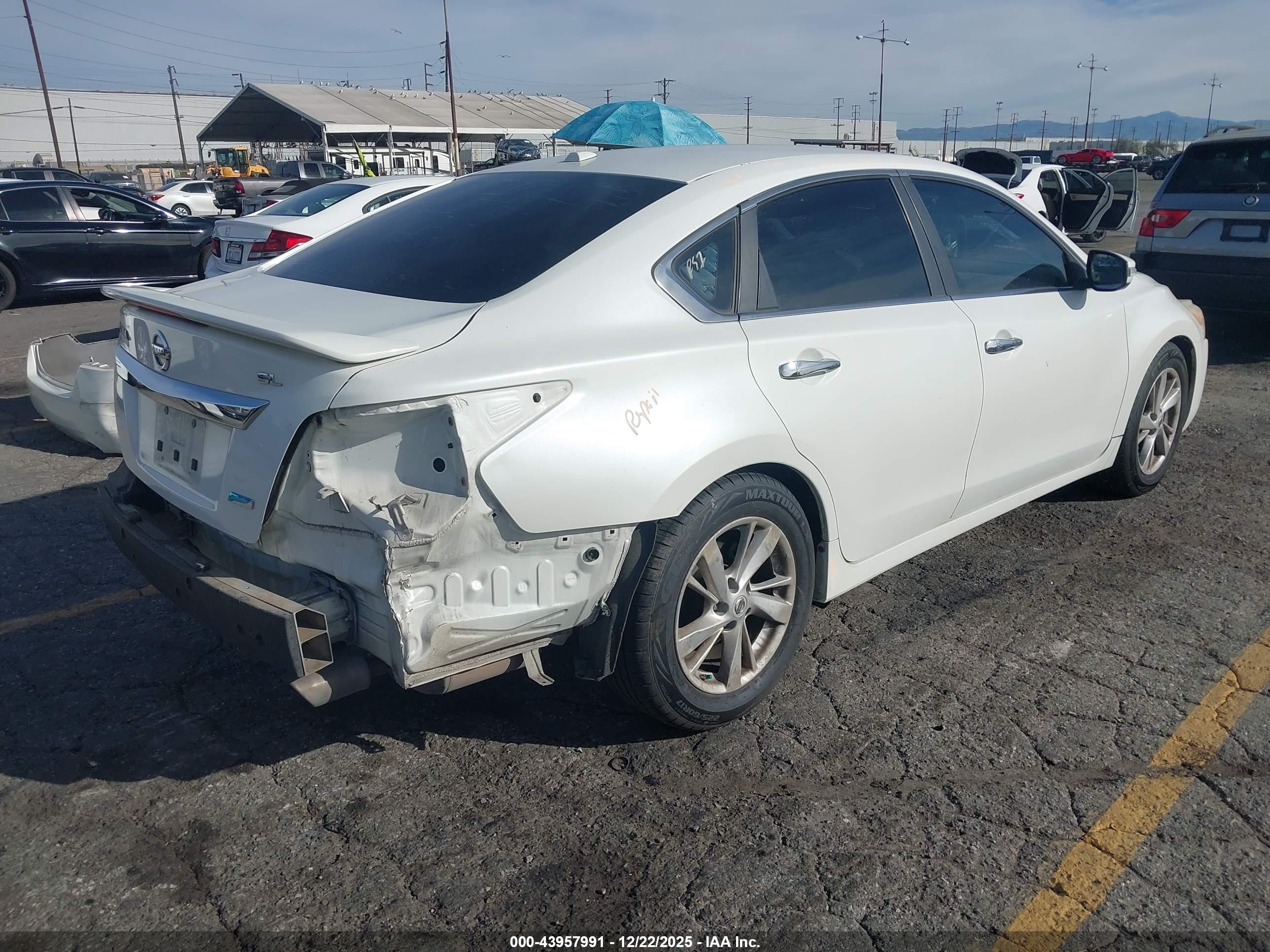 NISSAN ALTIMA image 4
