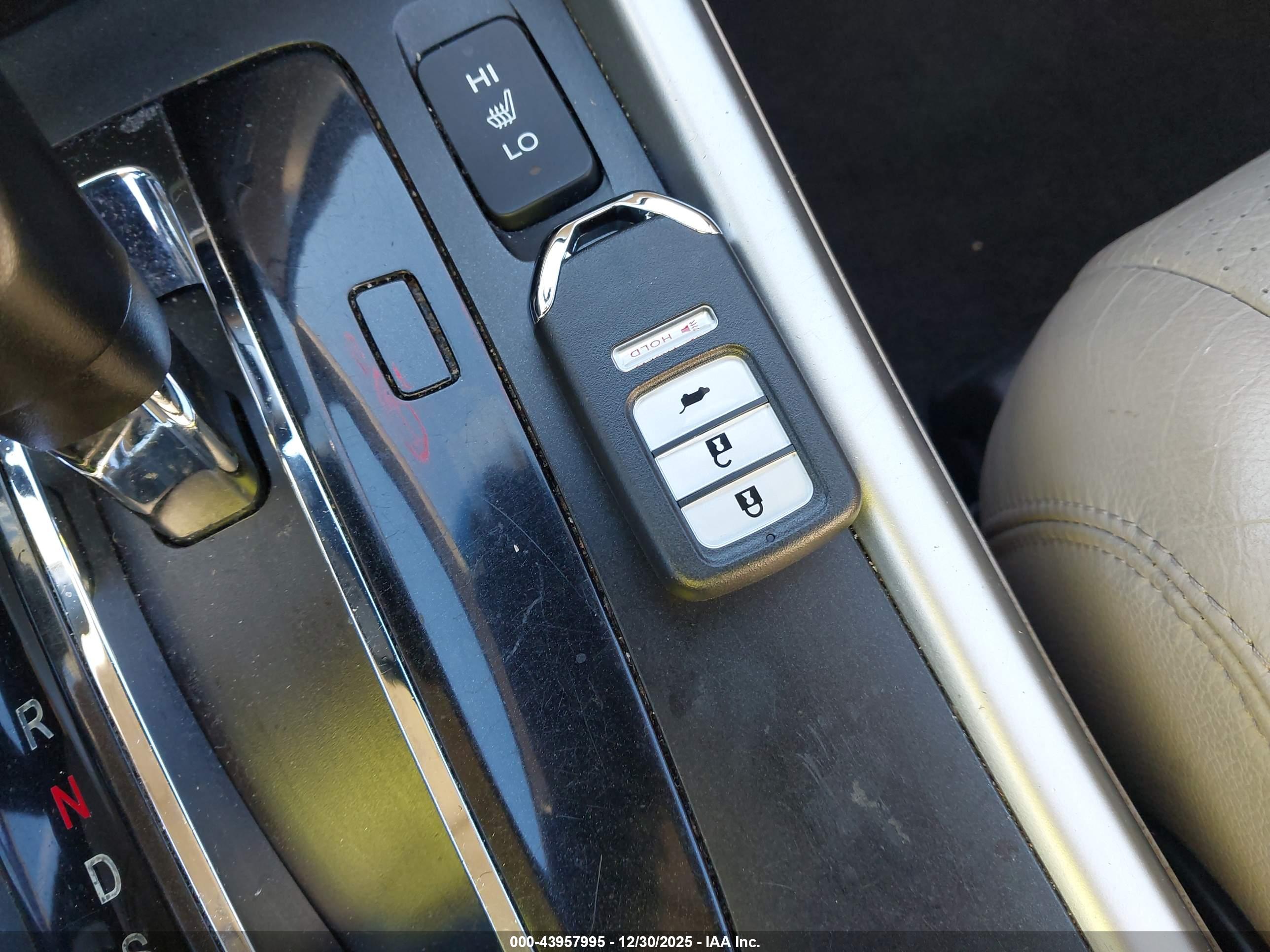 HONDA ACCORD image 11