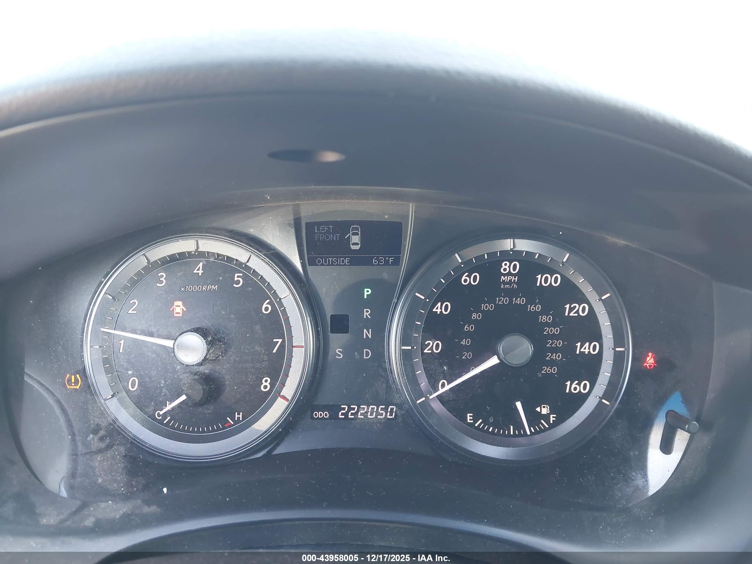 LEXUS ES image 7