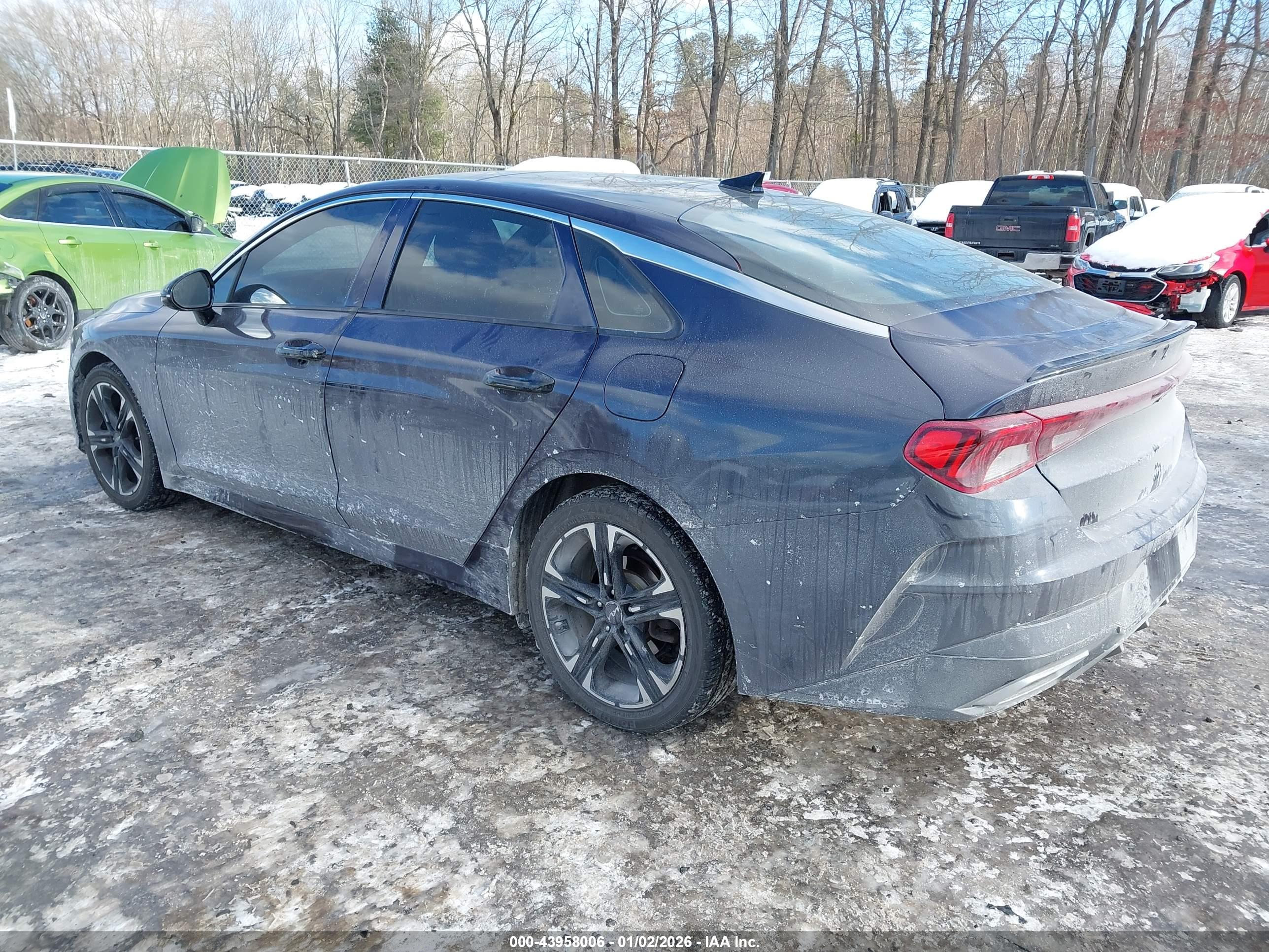 KIA K5 image 3