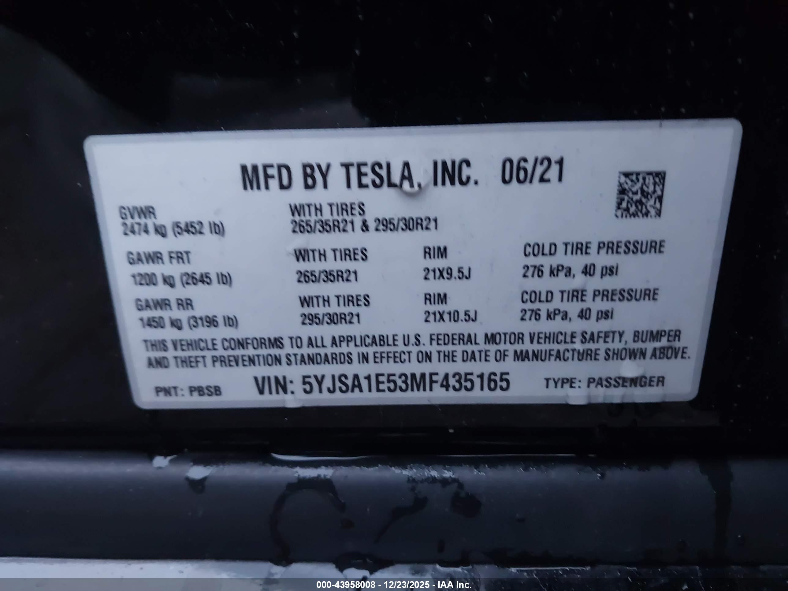 TESLA MODEL image 9