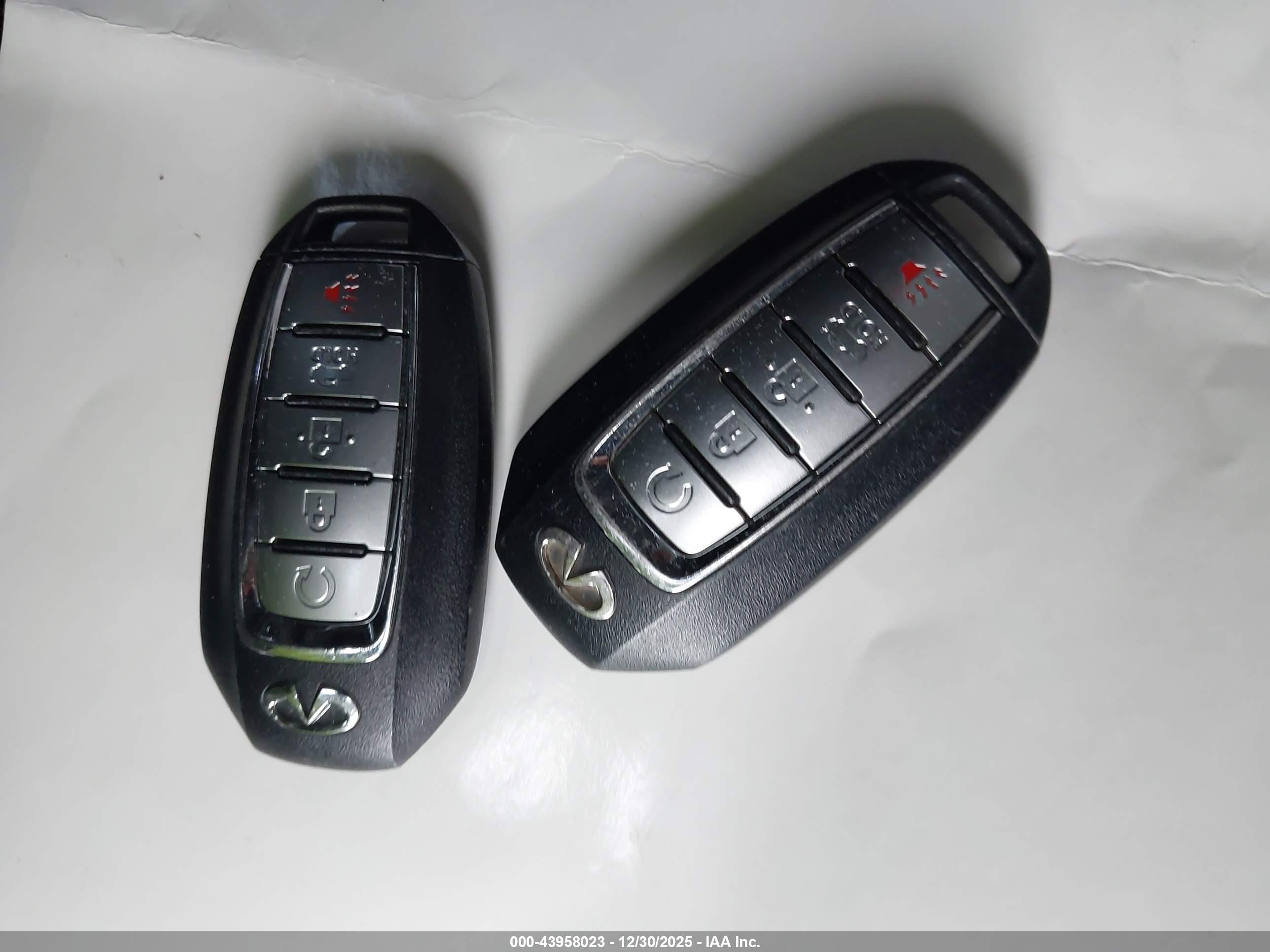 INFINITI Q50 image 11