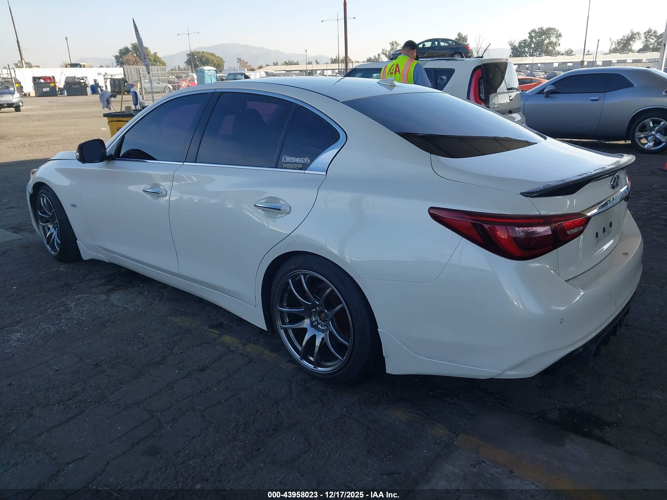 INFINITI Q50 image 3