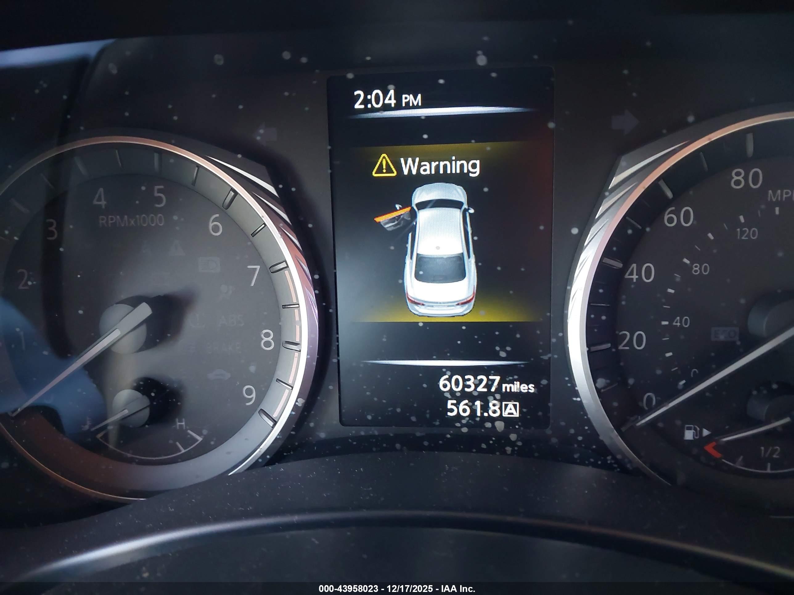 INFINITI Q50 image 7