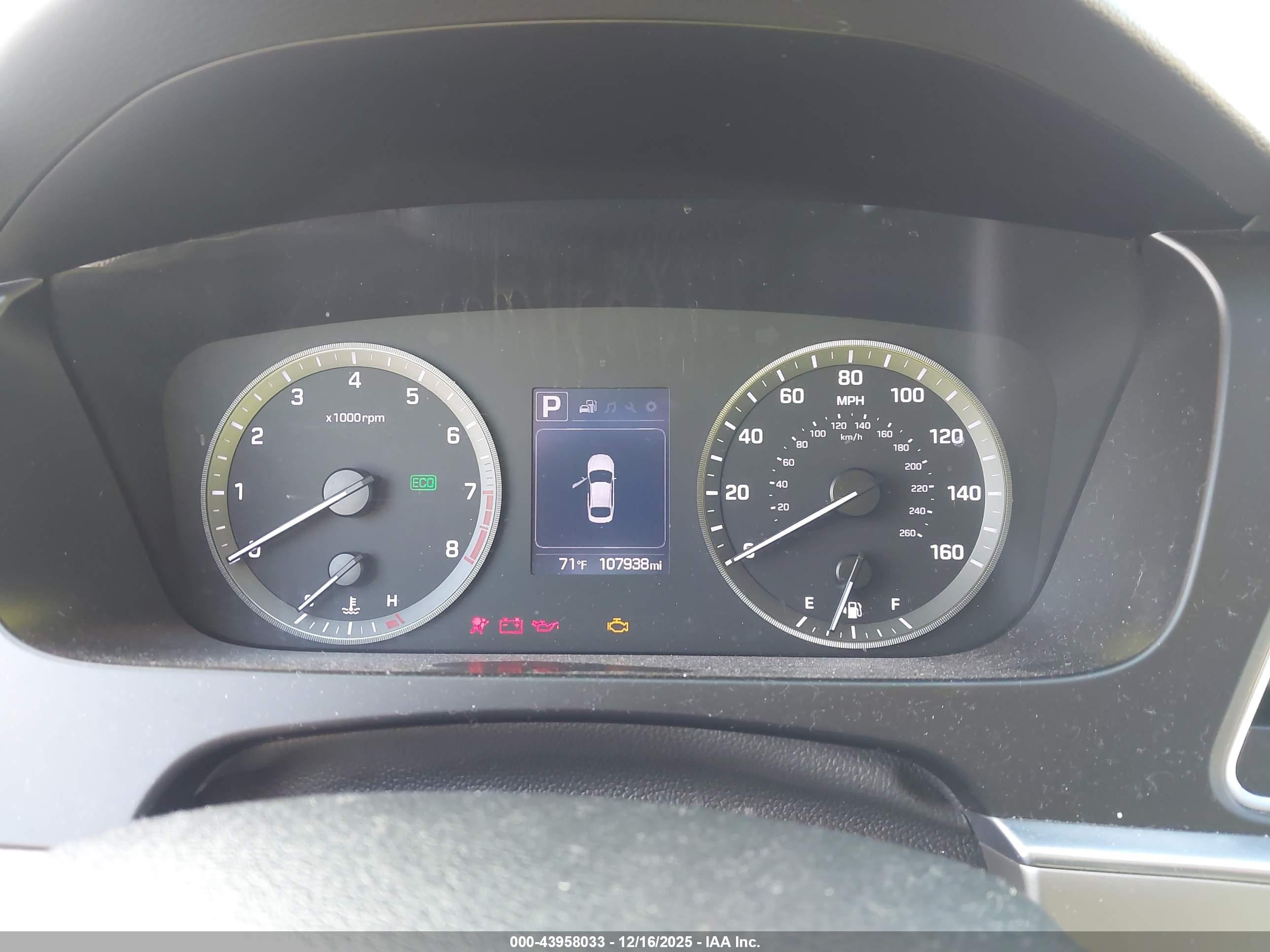 HYUNDAI SONATA image 7
