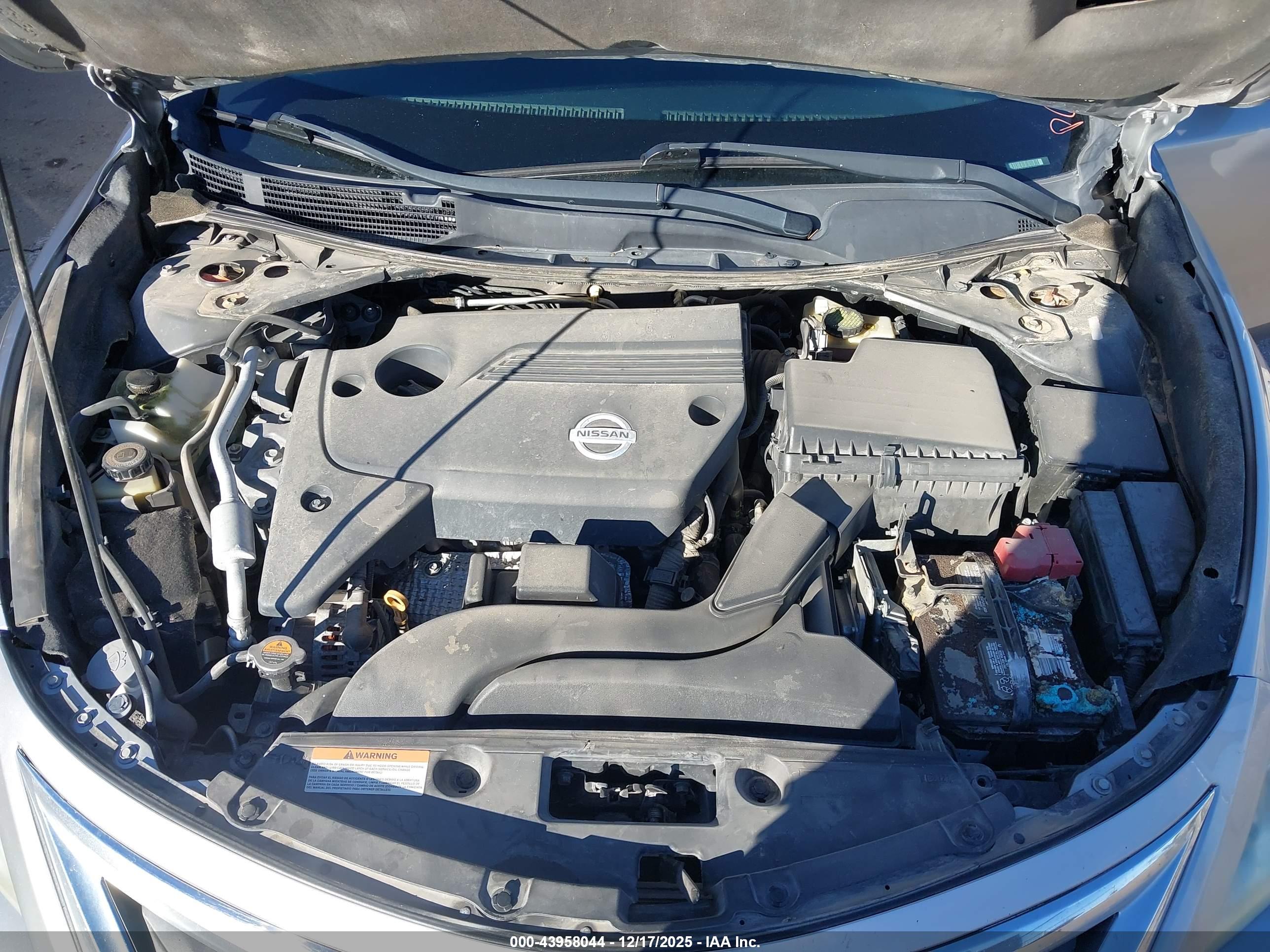 NISSAN ALTIMA image 10