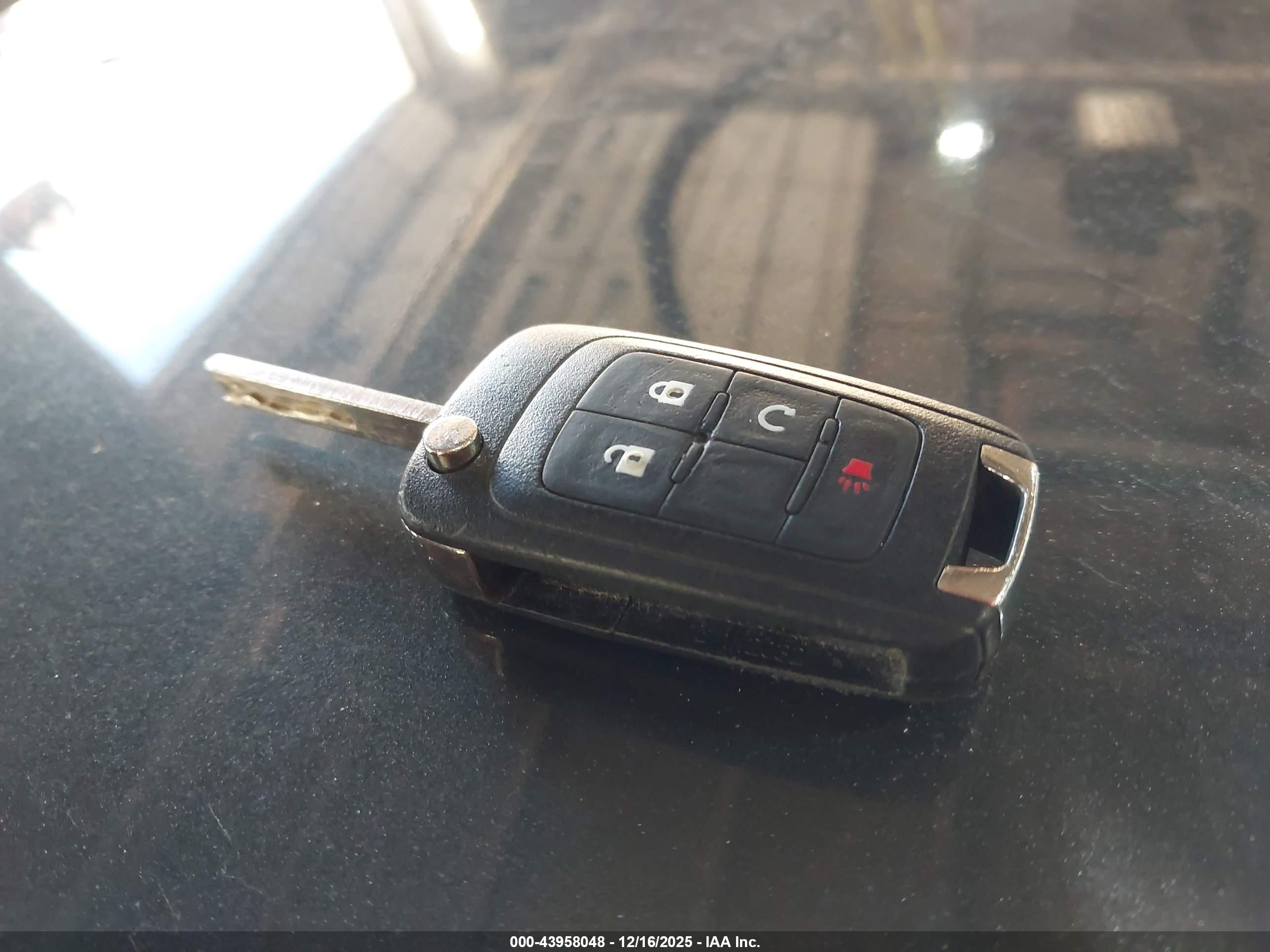 CHEVROLET EQUINOX image 11