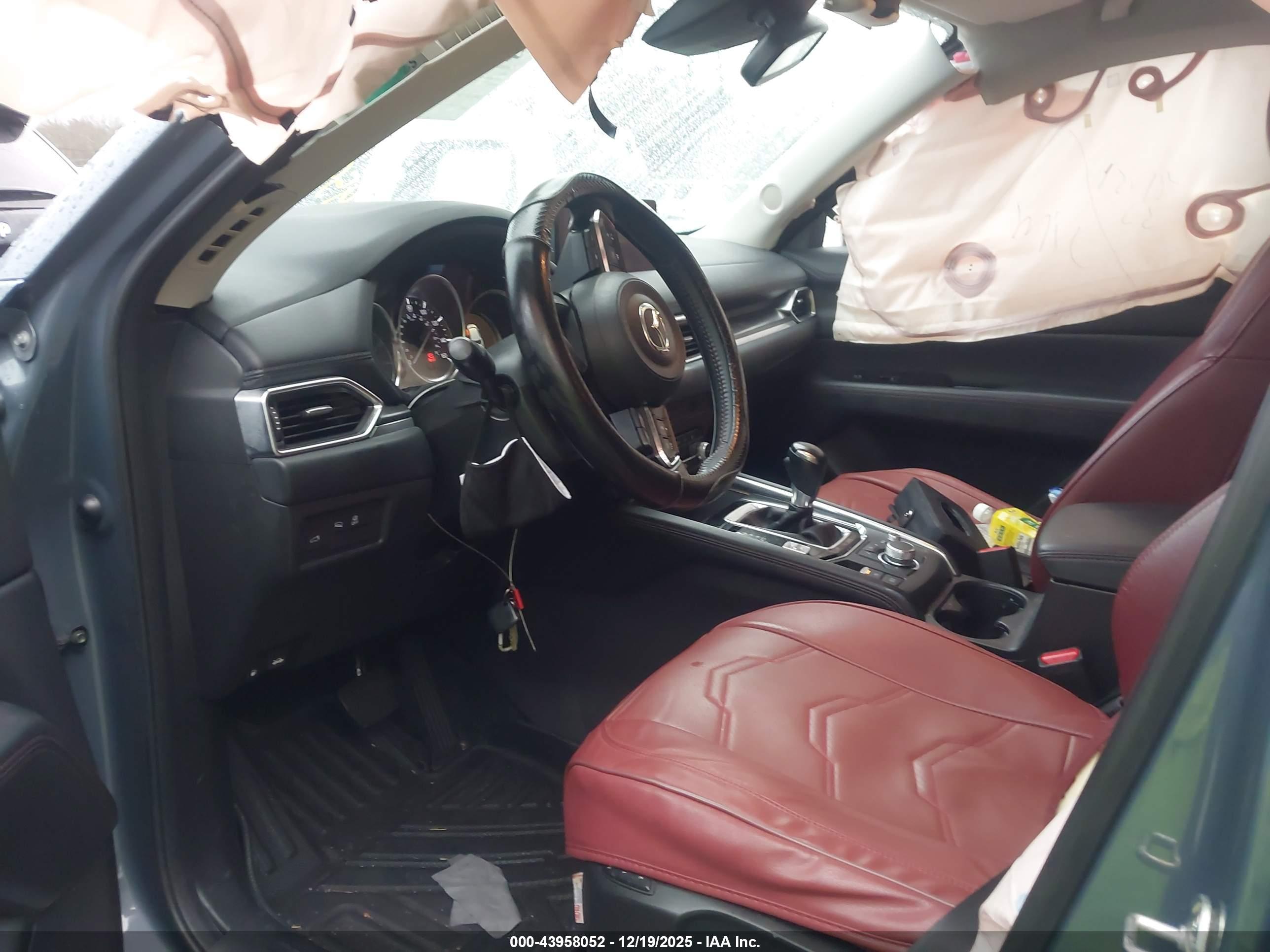 MAZDA CX-5 image 5