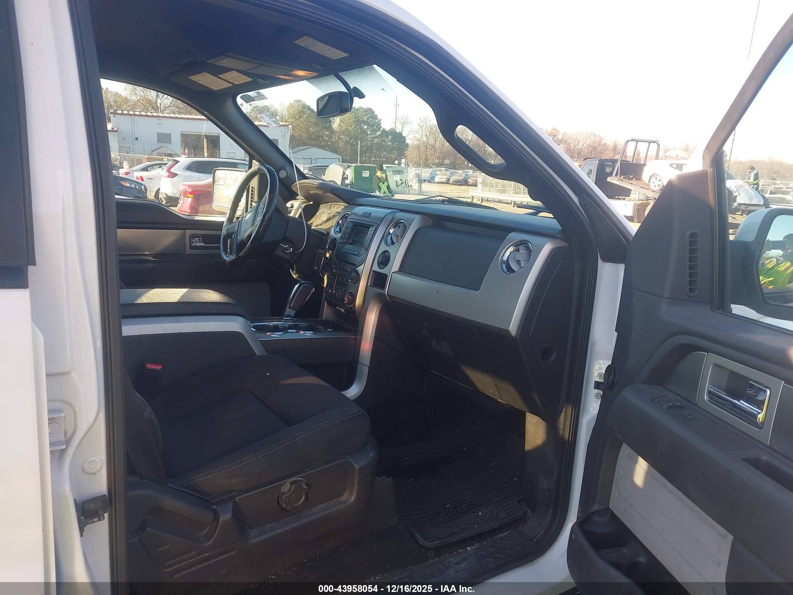FORD F-150 image 5