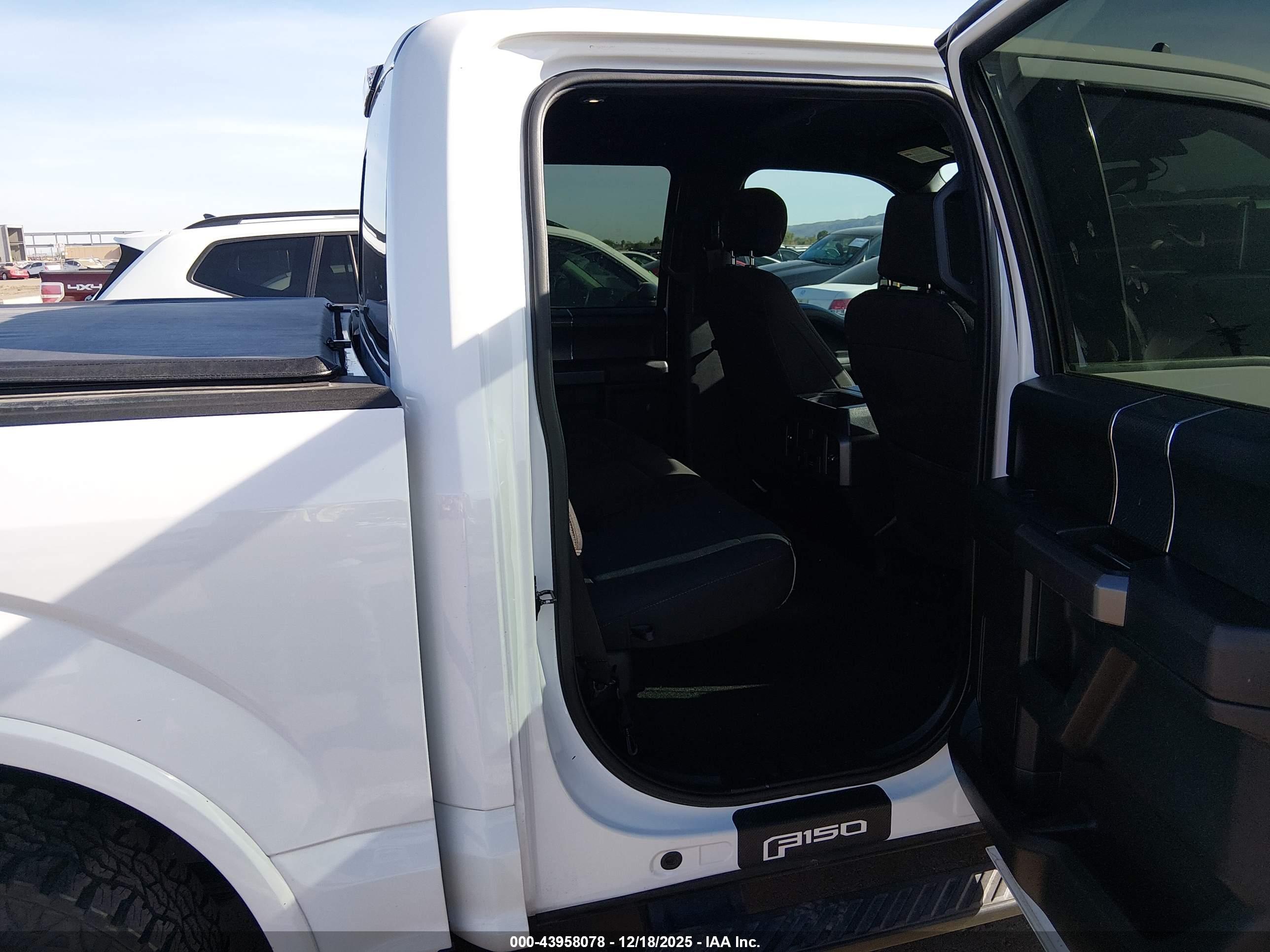 FORD F-150 image 8