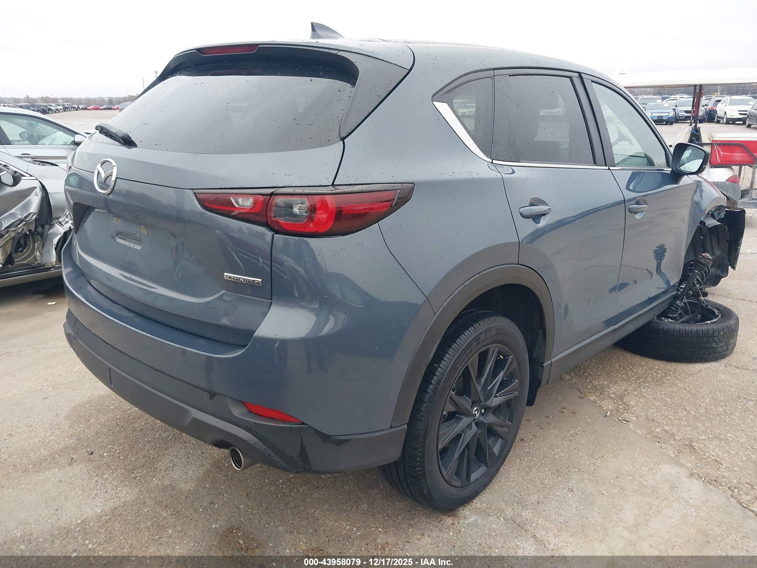 MAZDA CX-5 image 4