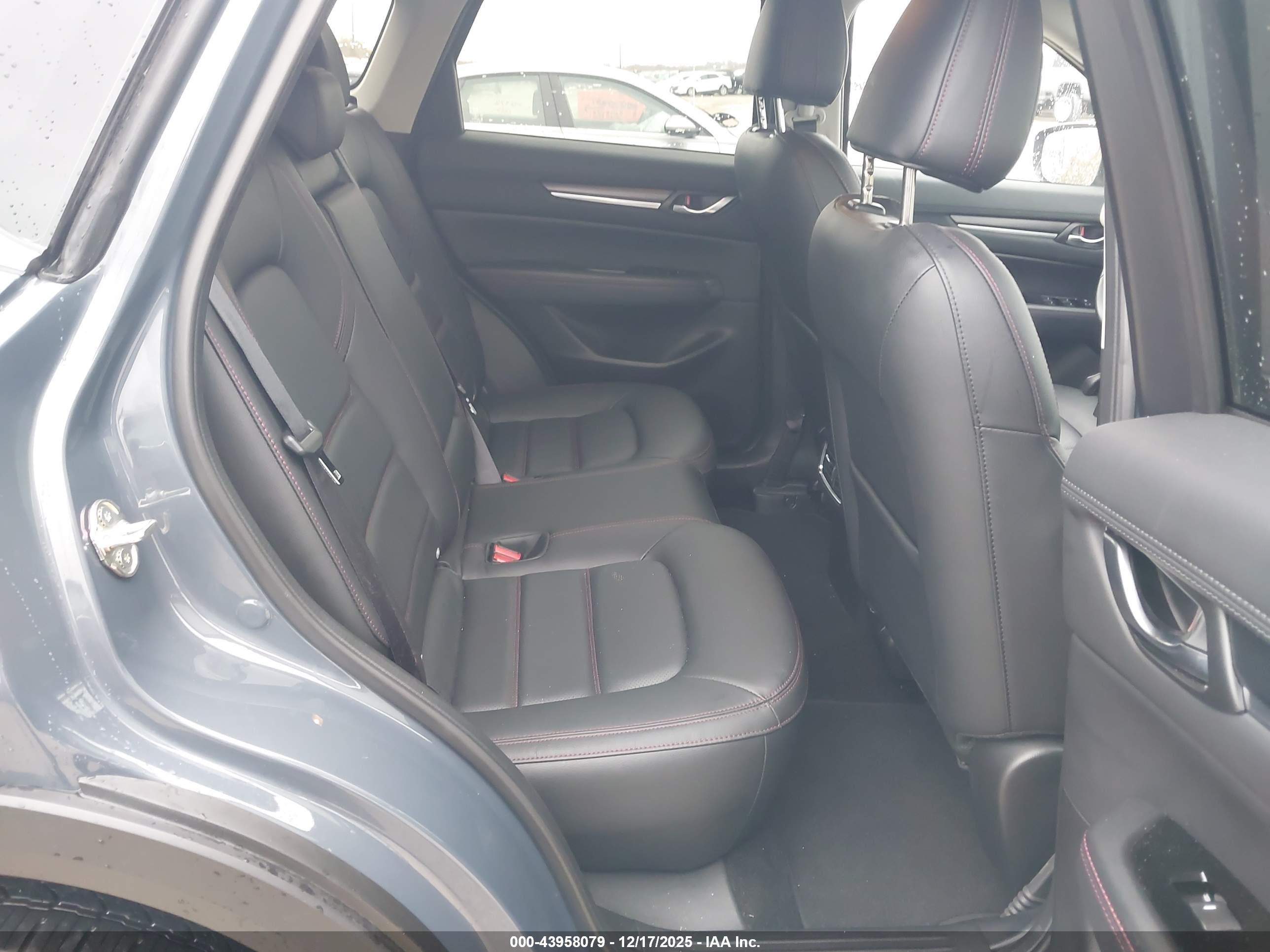 MAZDA CX-5 image 8