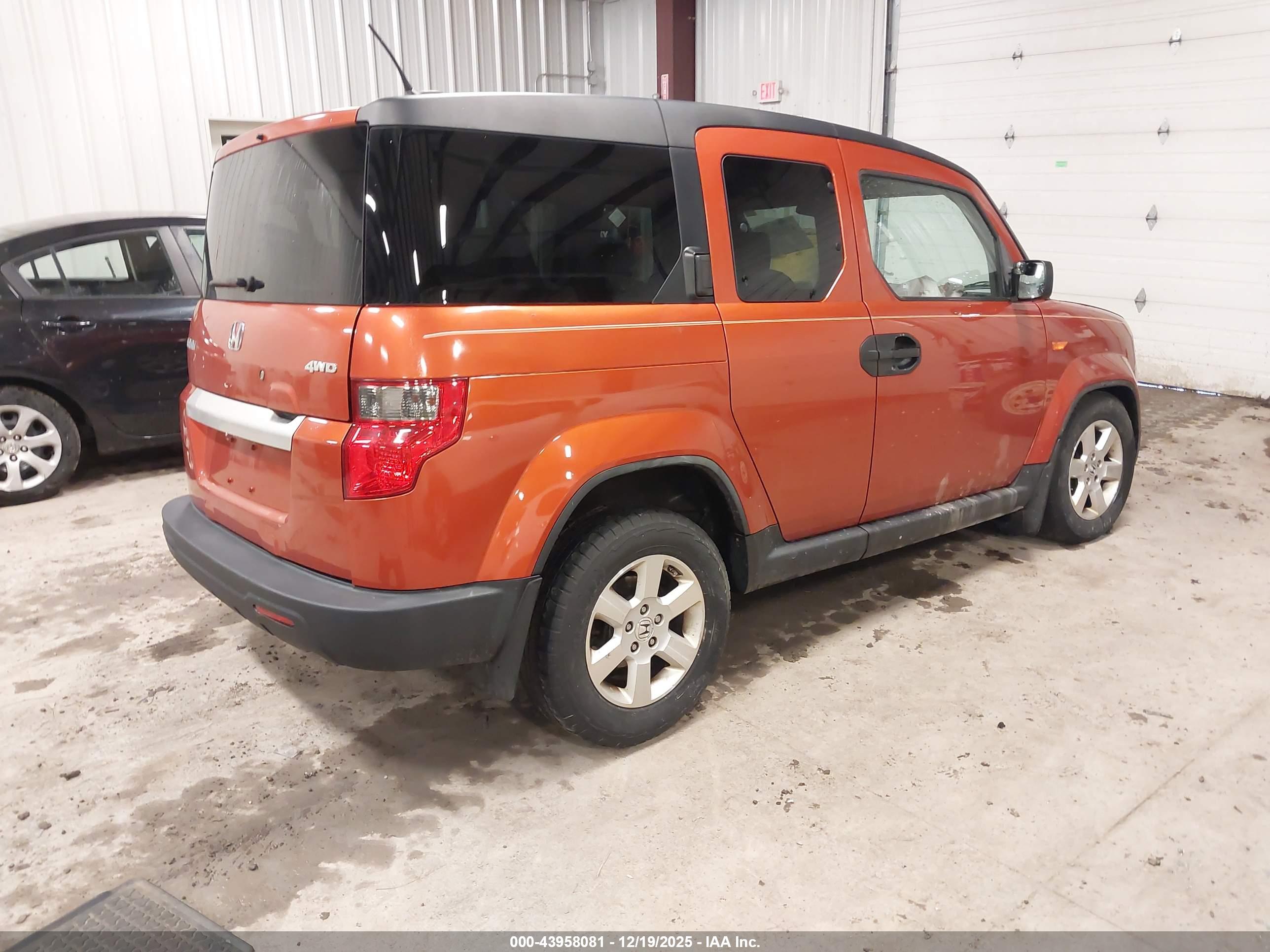 HONDA ELEMENT image 4