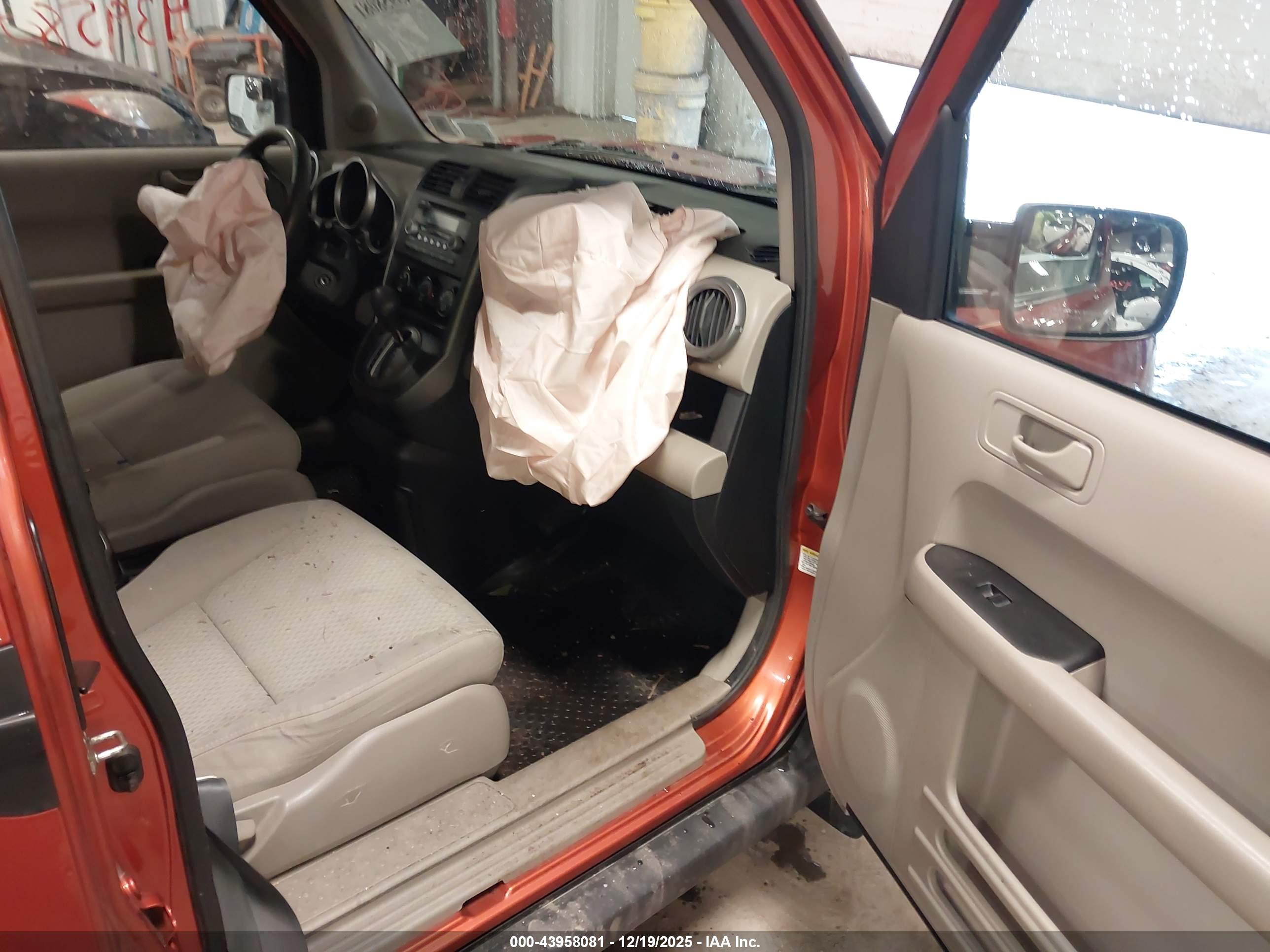 HONDA ELEMENT image 5