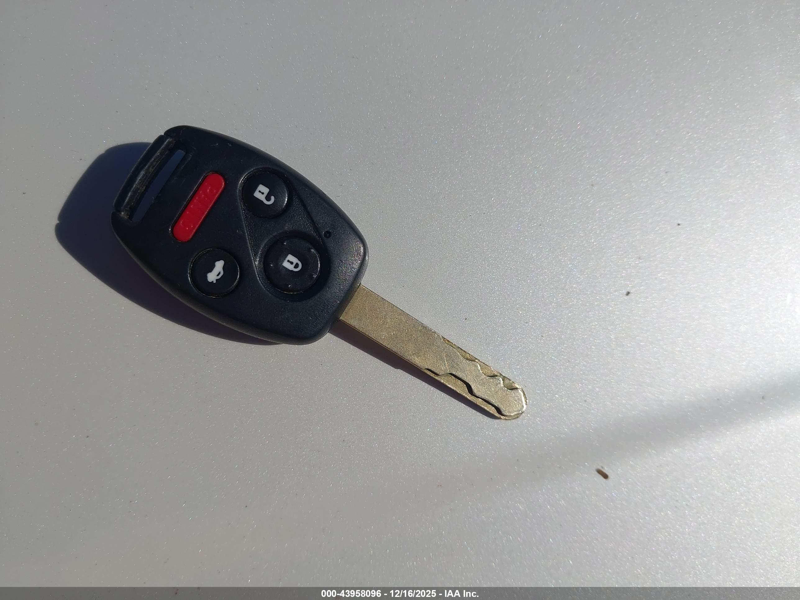 HONDA ACCORD image 11