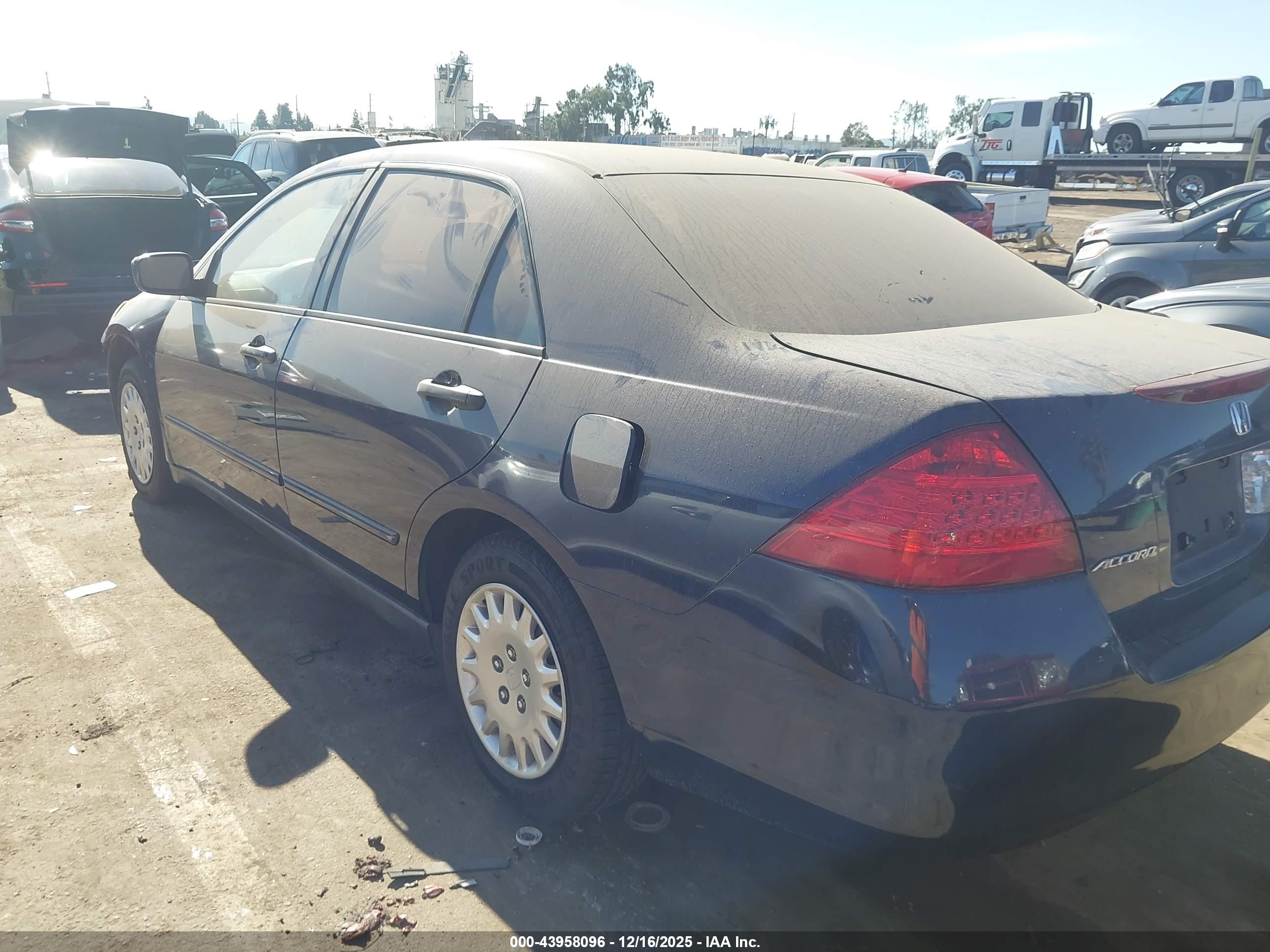 HONDA ACCORD image 3