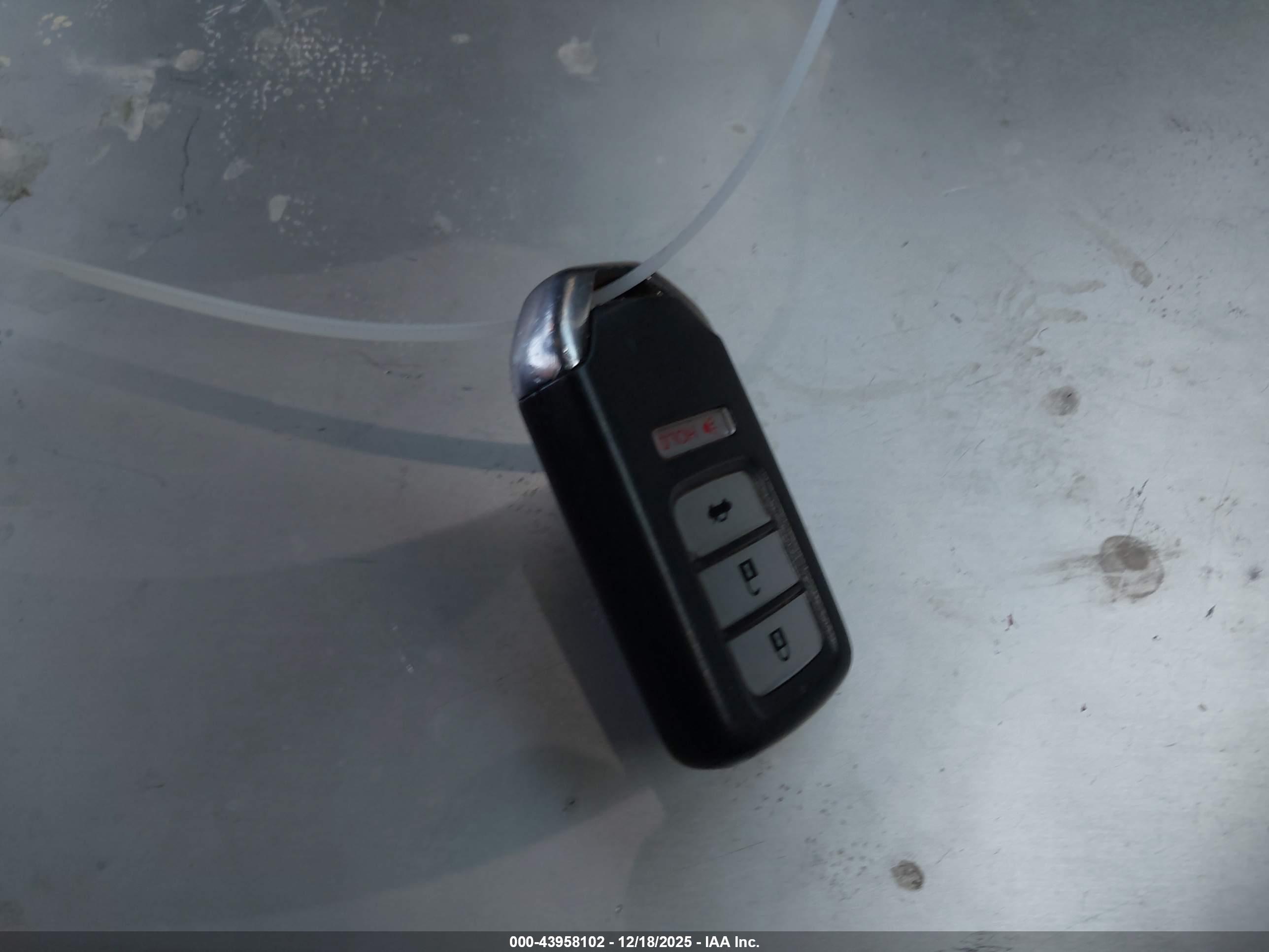 HONDA CIVIC image 11