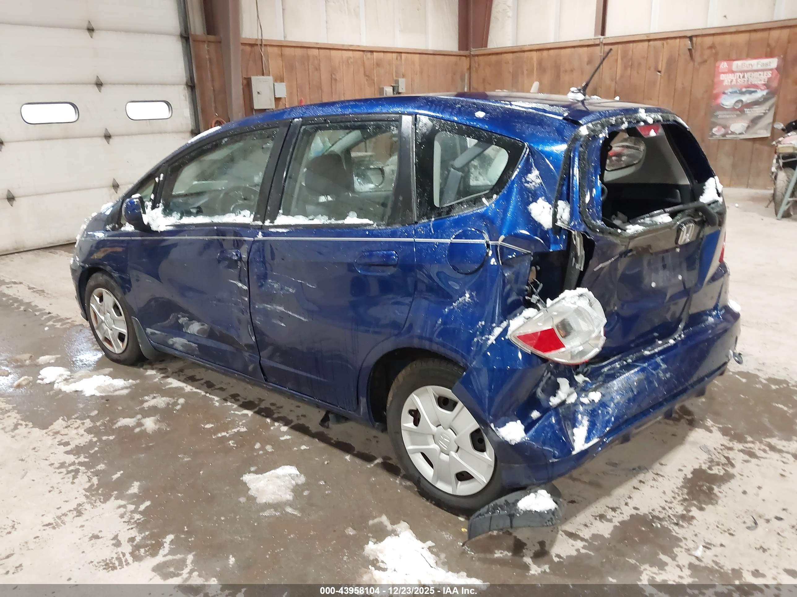 HONDA FIT image 3