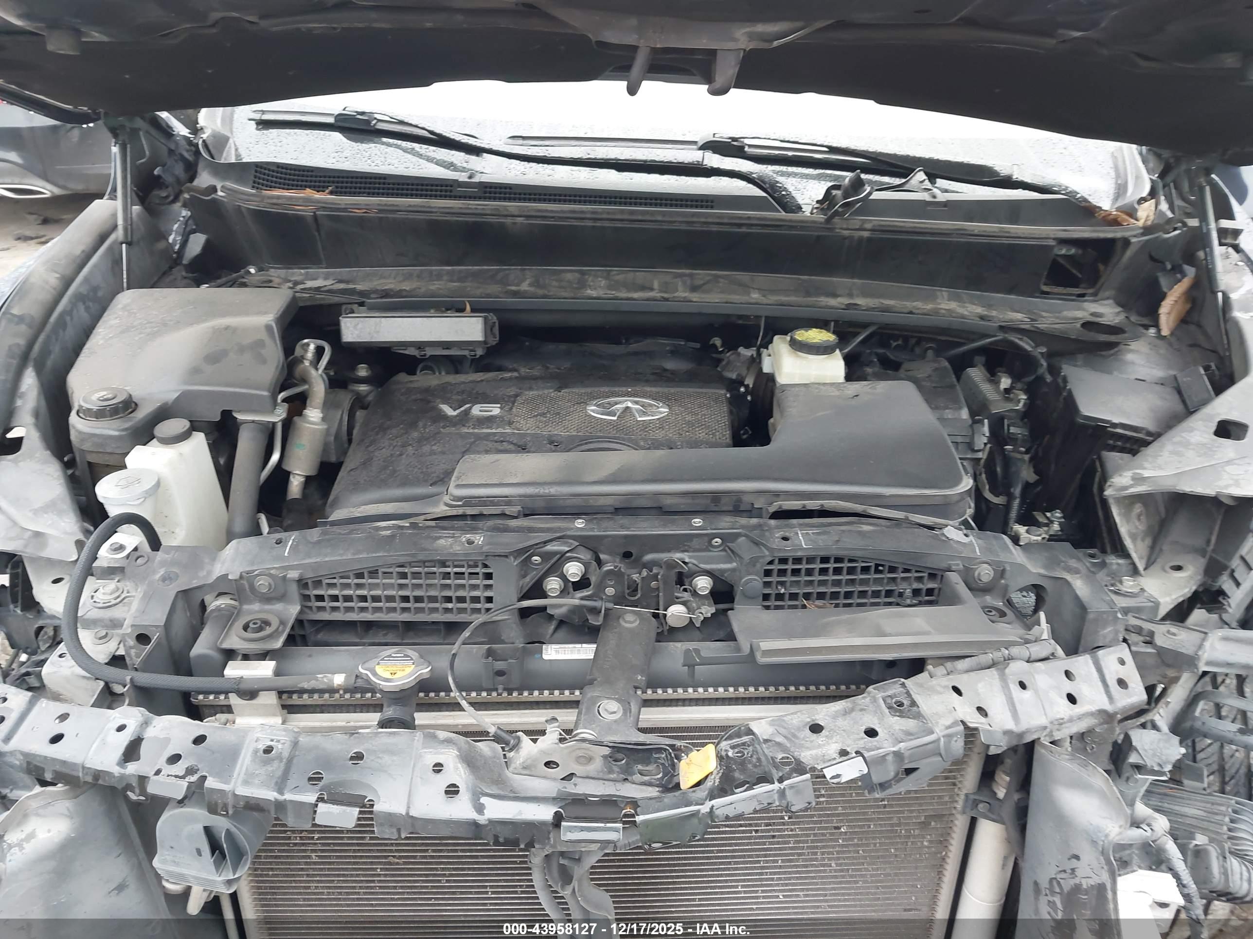 INFINITI QX60 image 10
