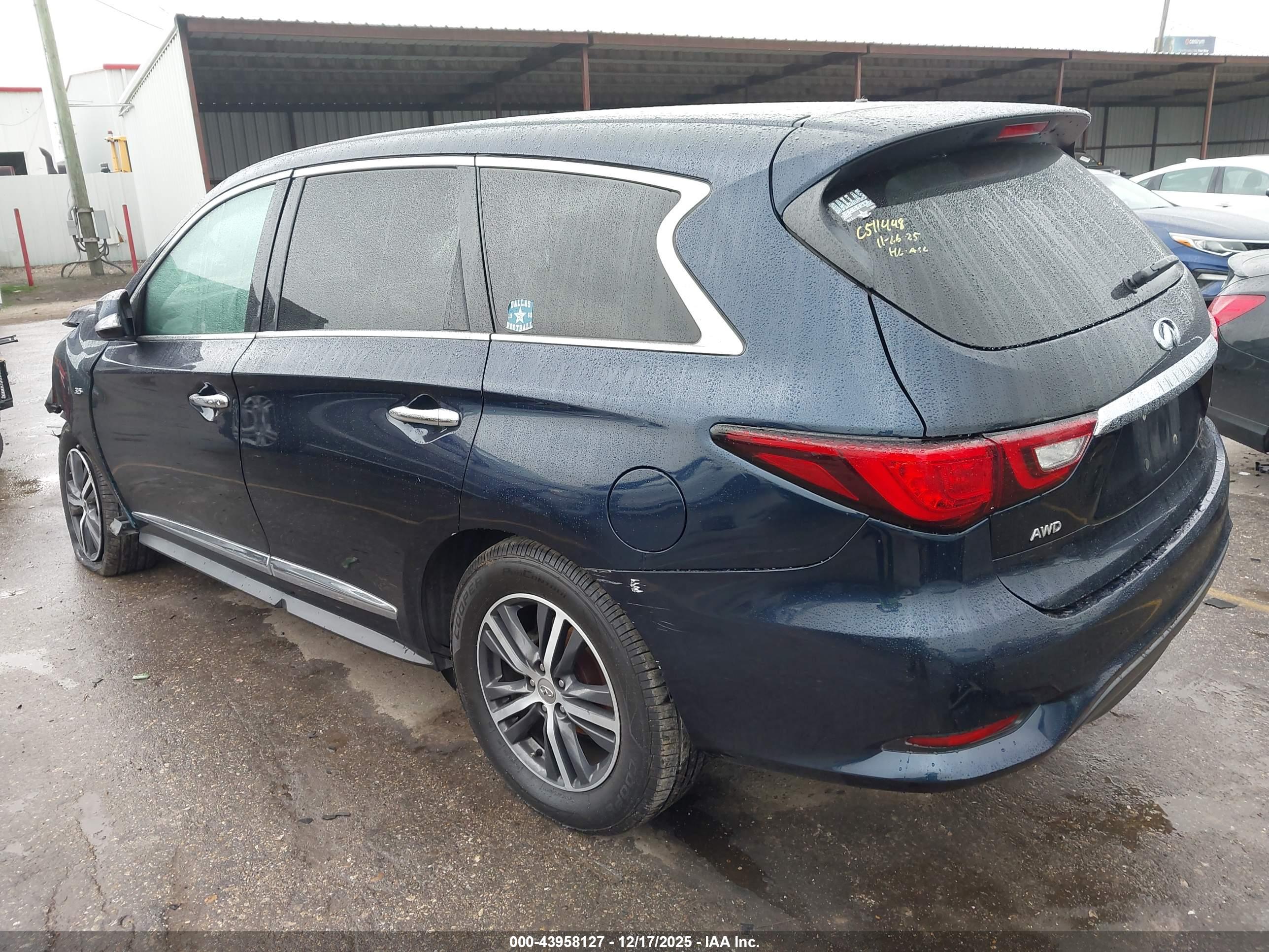 INFINITI QX60 image 3