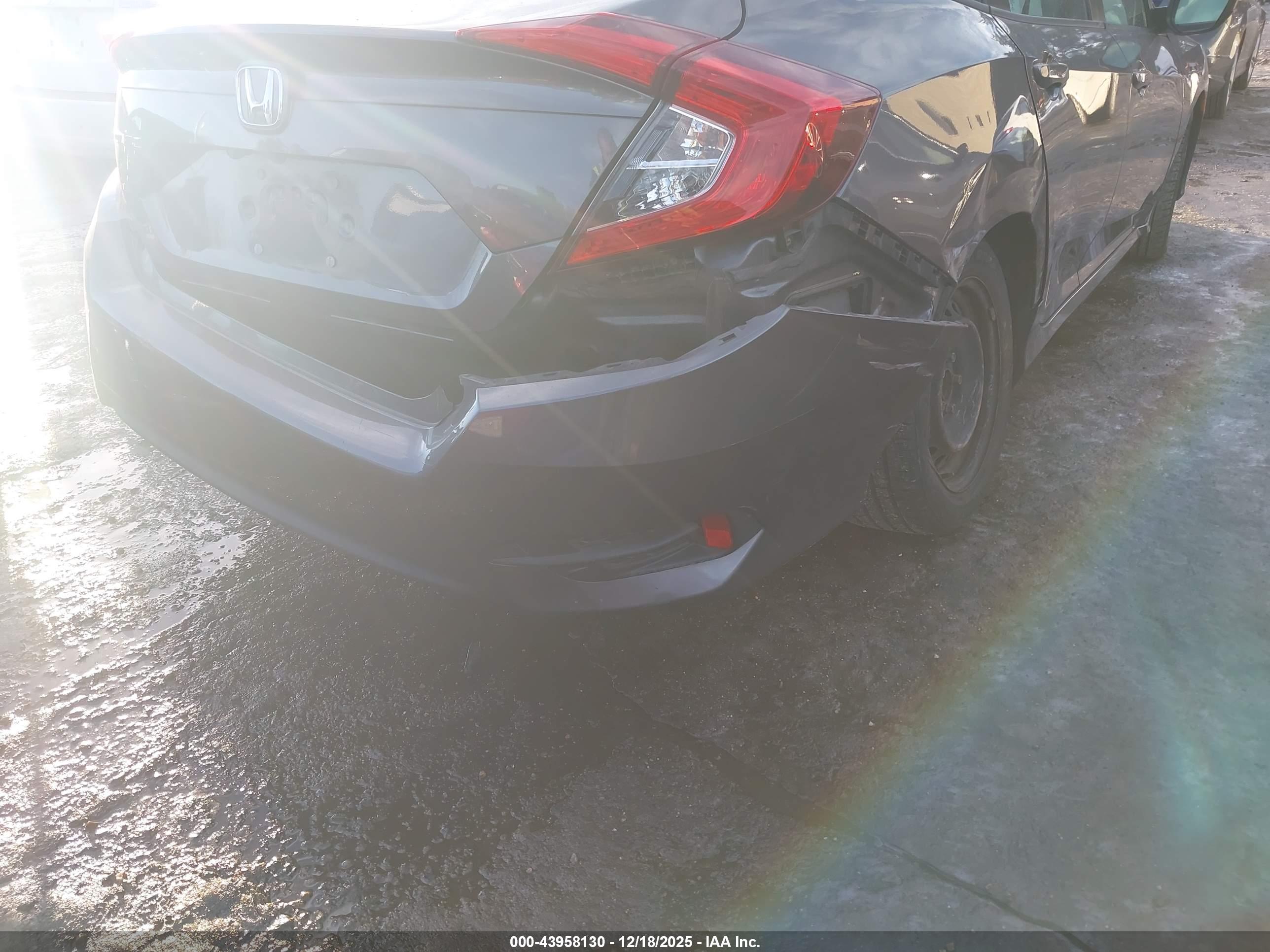HONDA CIVIC image 6