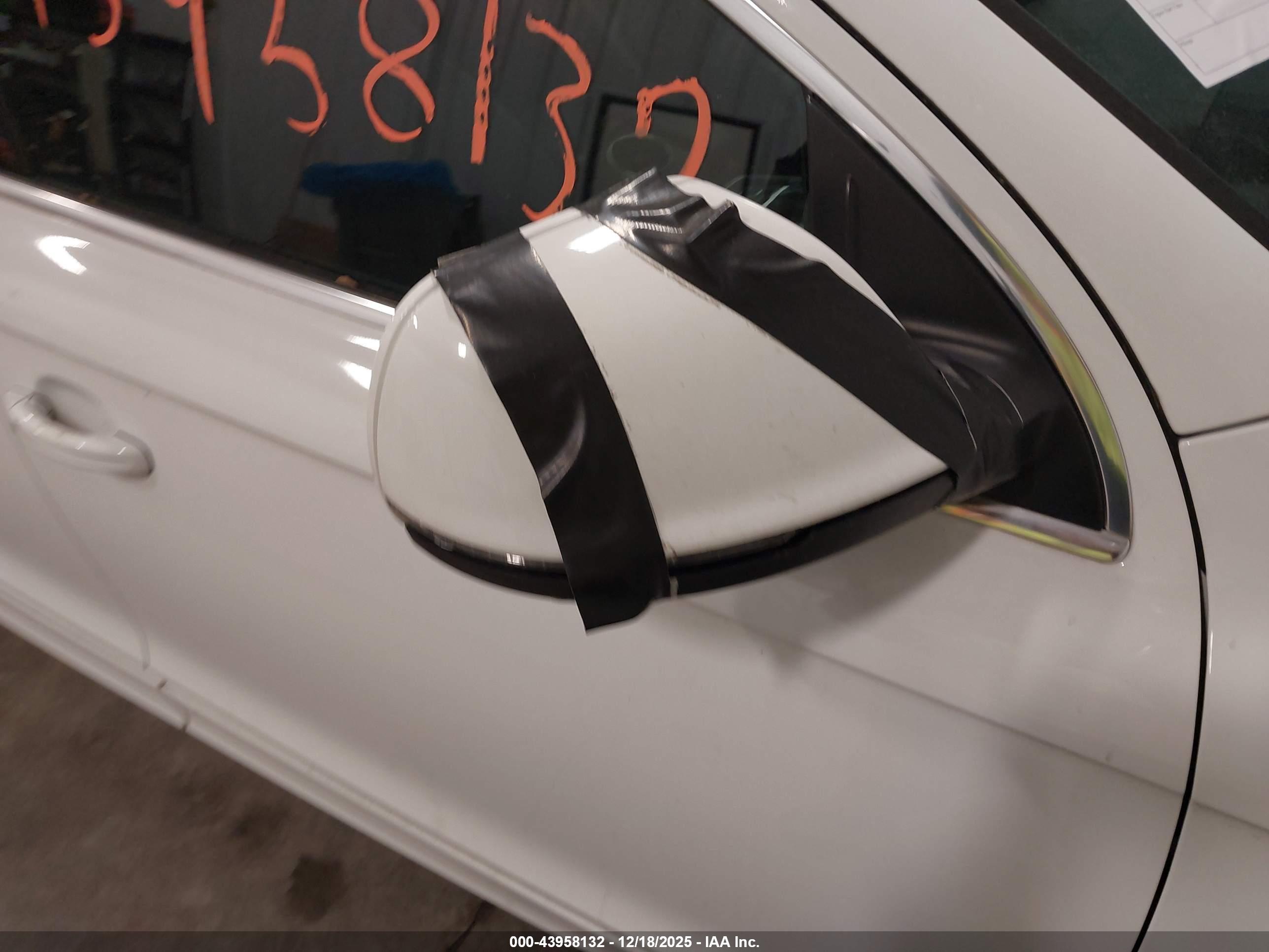 AUDI Q7 image 6