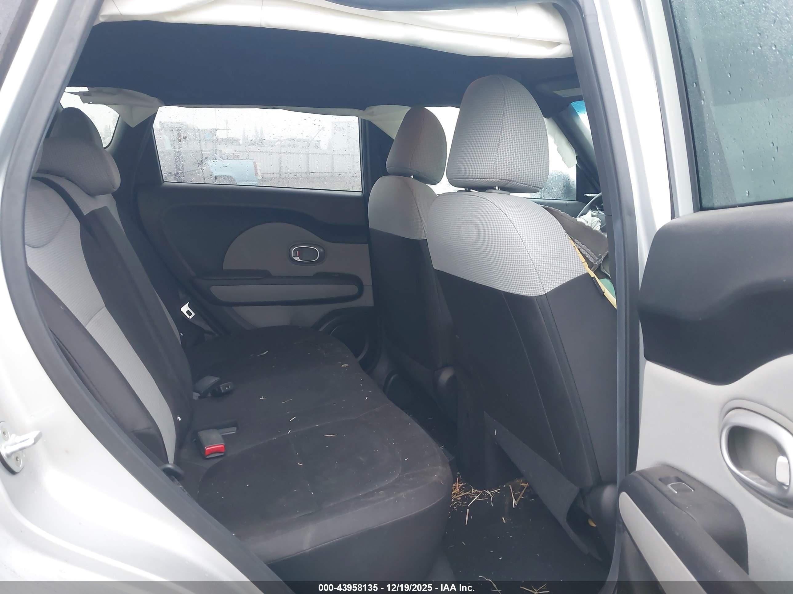 KIA SOUL image 8