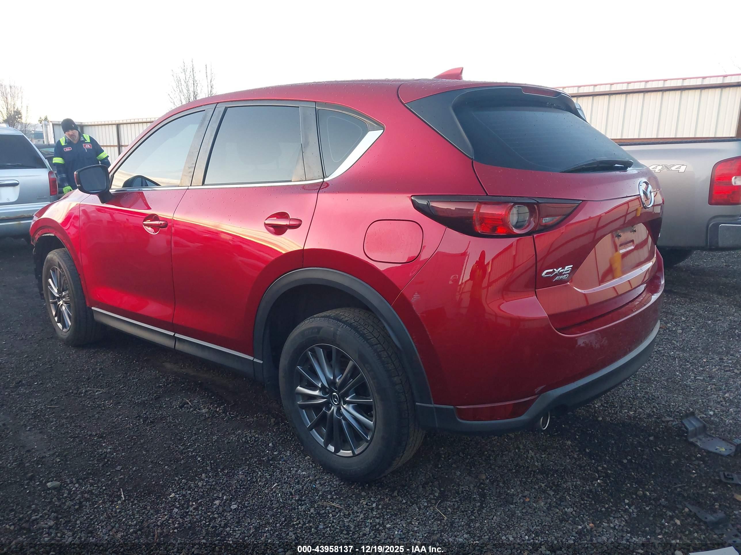 MAZDA CX-5 image 3