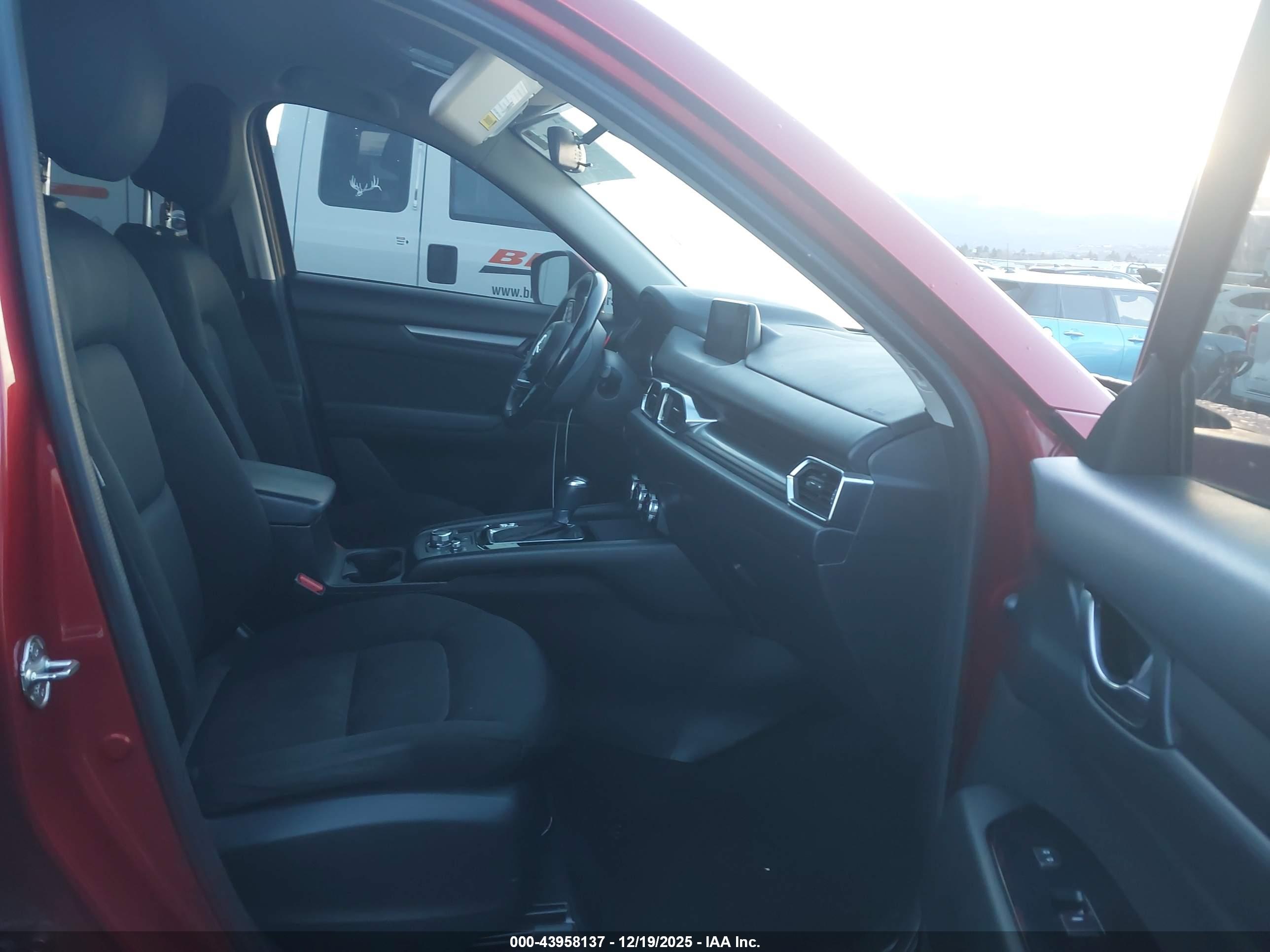 MAZDA CX-5 image 5