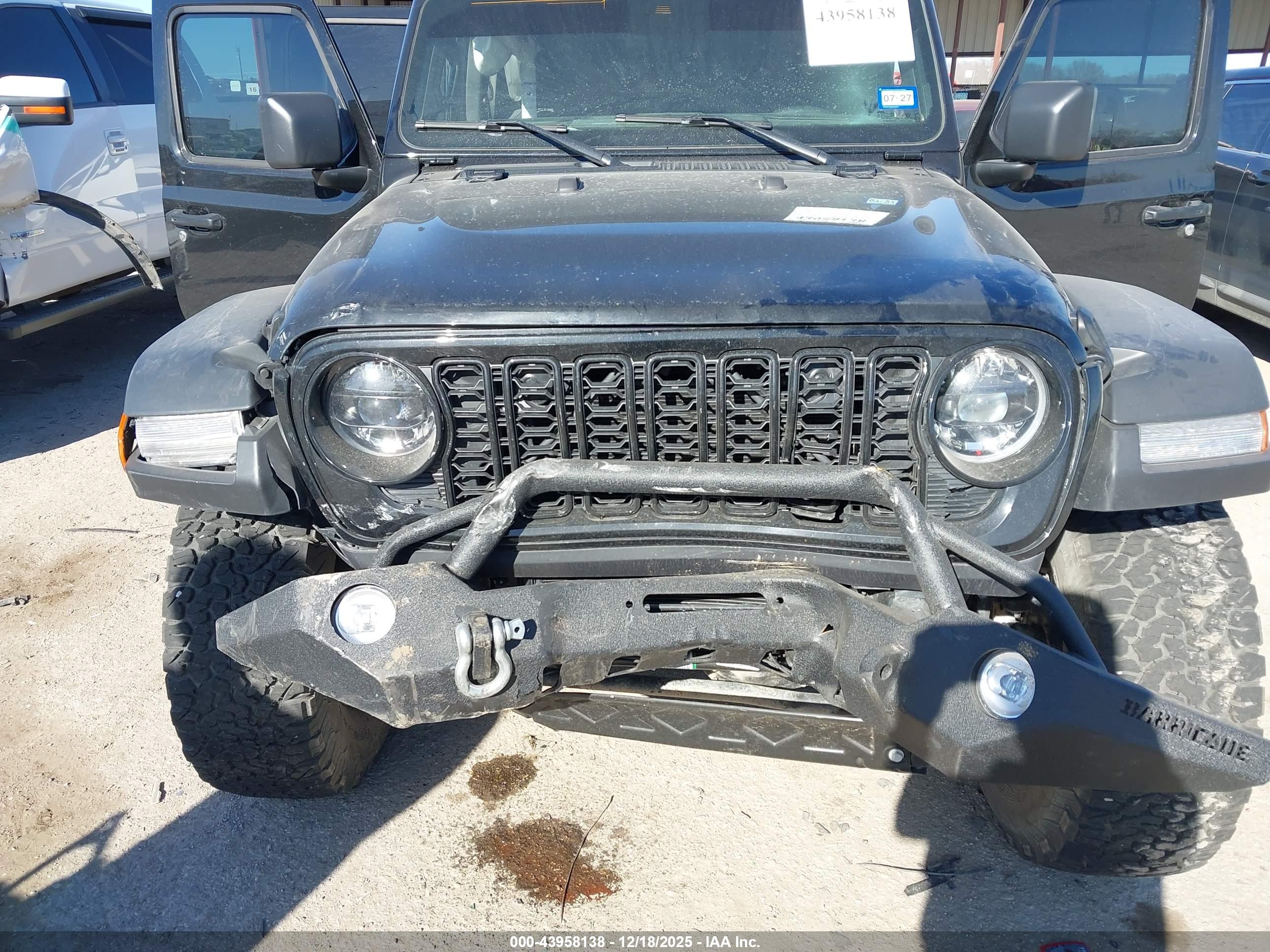 JEEP WRANGLER image 11