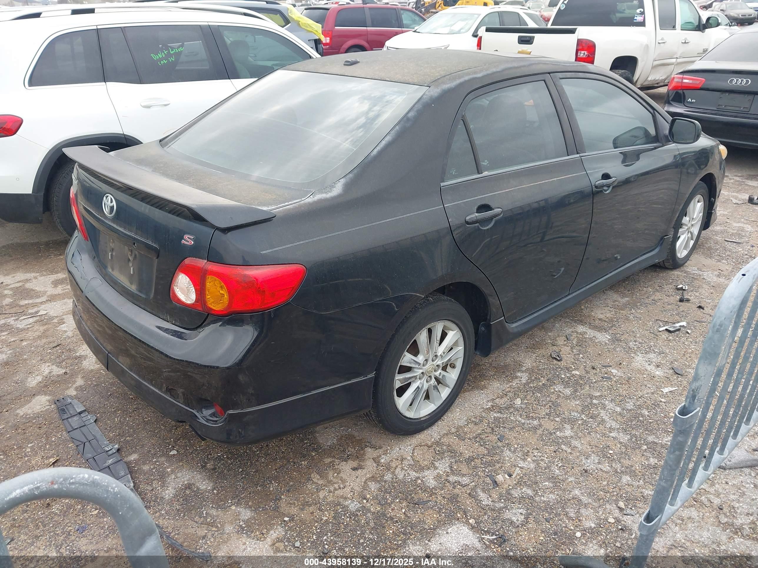 TOYOTA COROLLA image 4