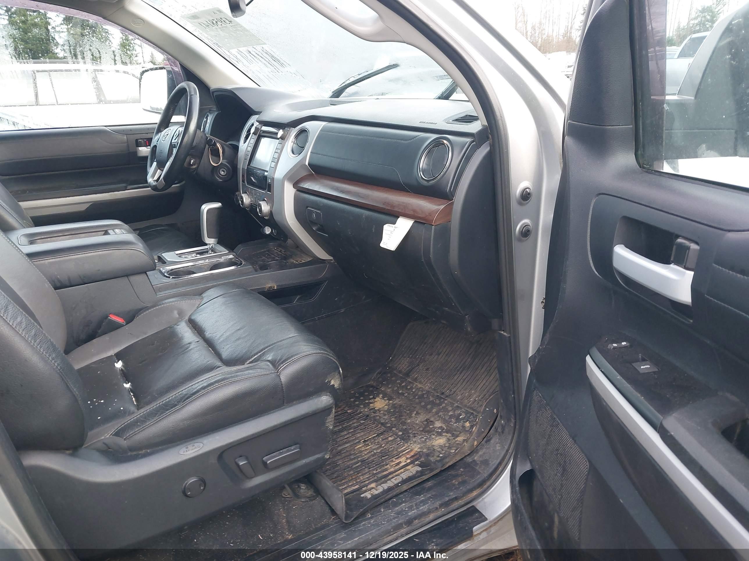 TOYOTA TUNDRA image 5