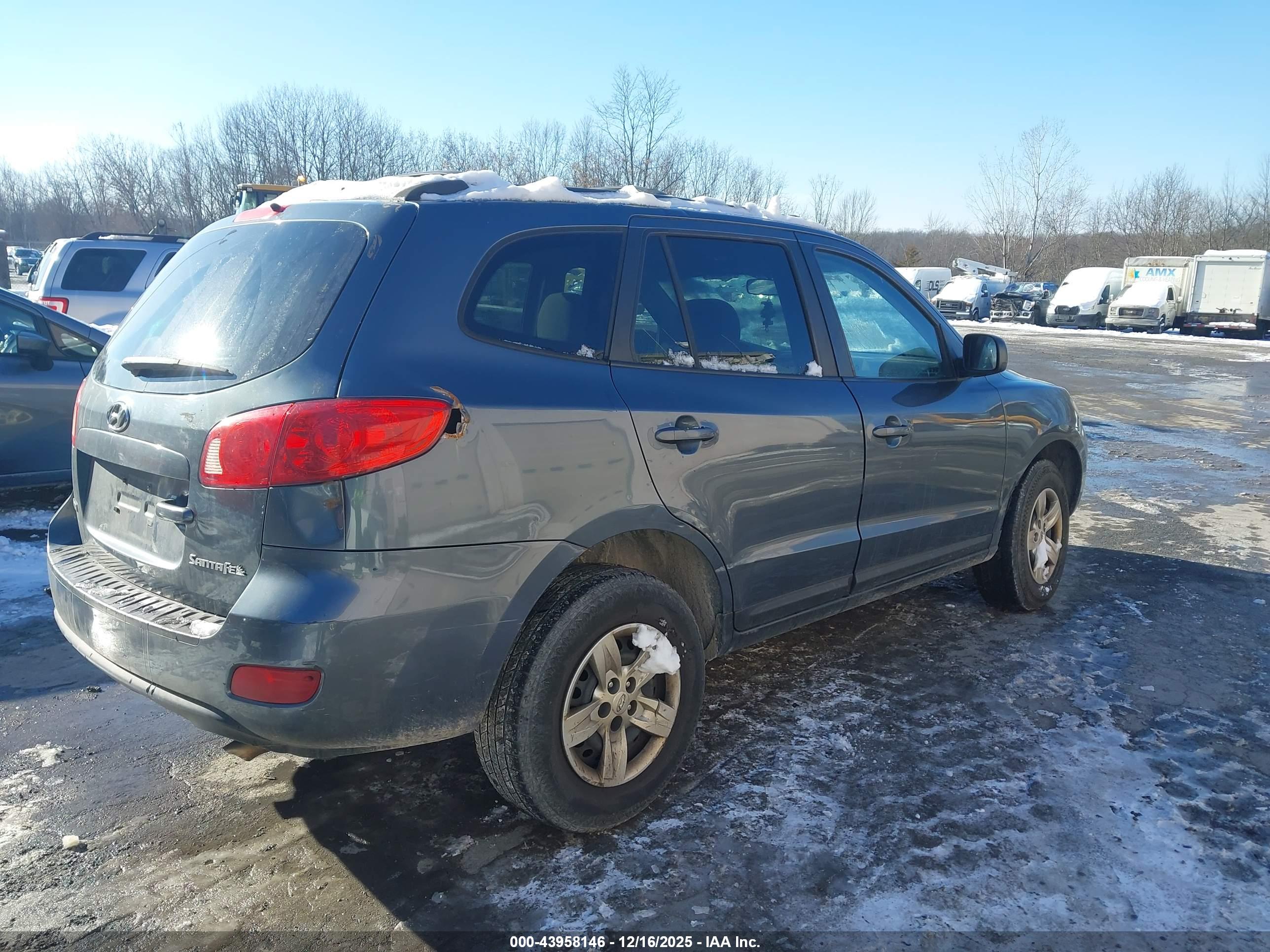 HYUNDAI SANTA image 4