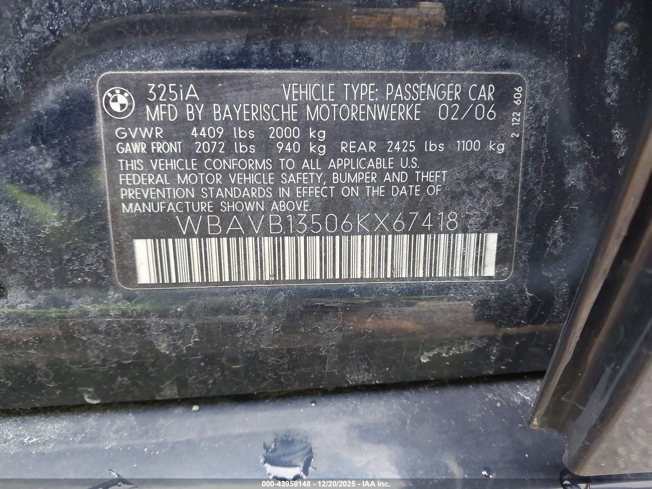 BMW 325I image 9