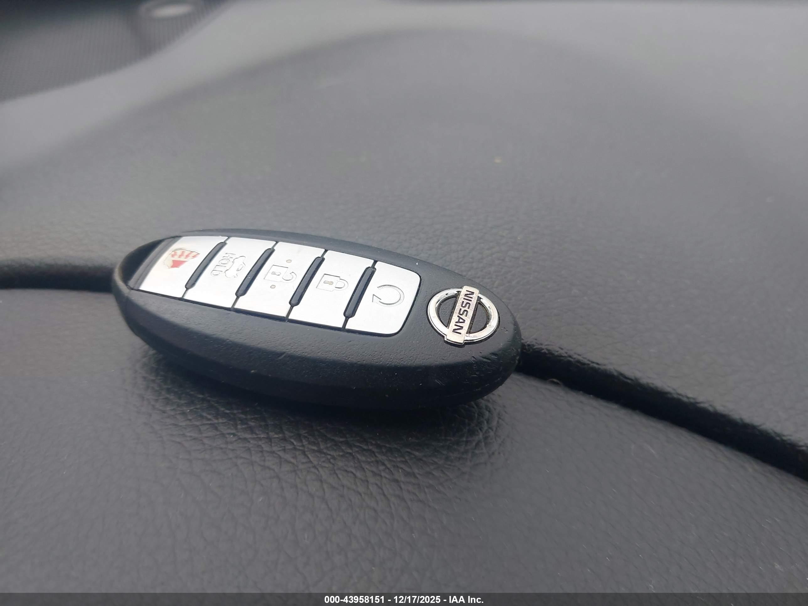 NISSAN ALTIMA image 11