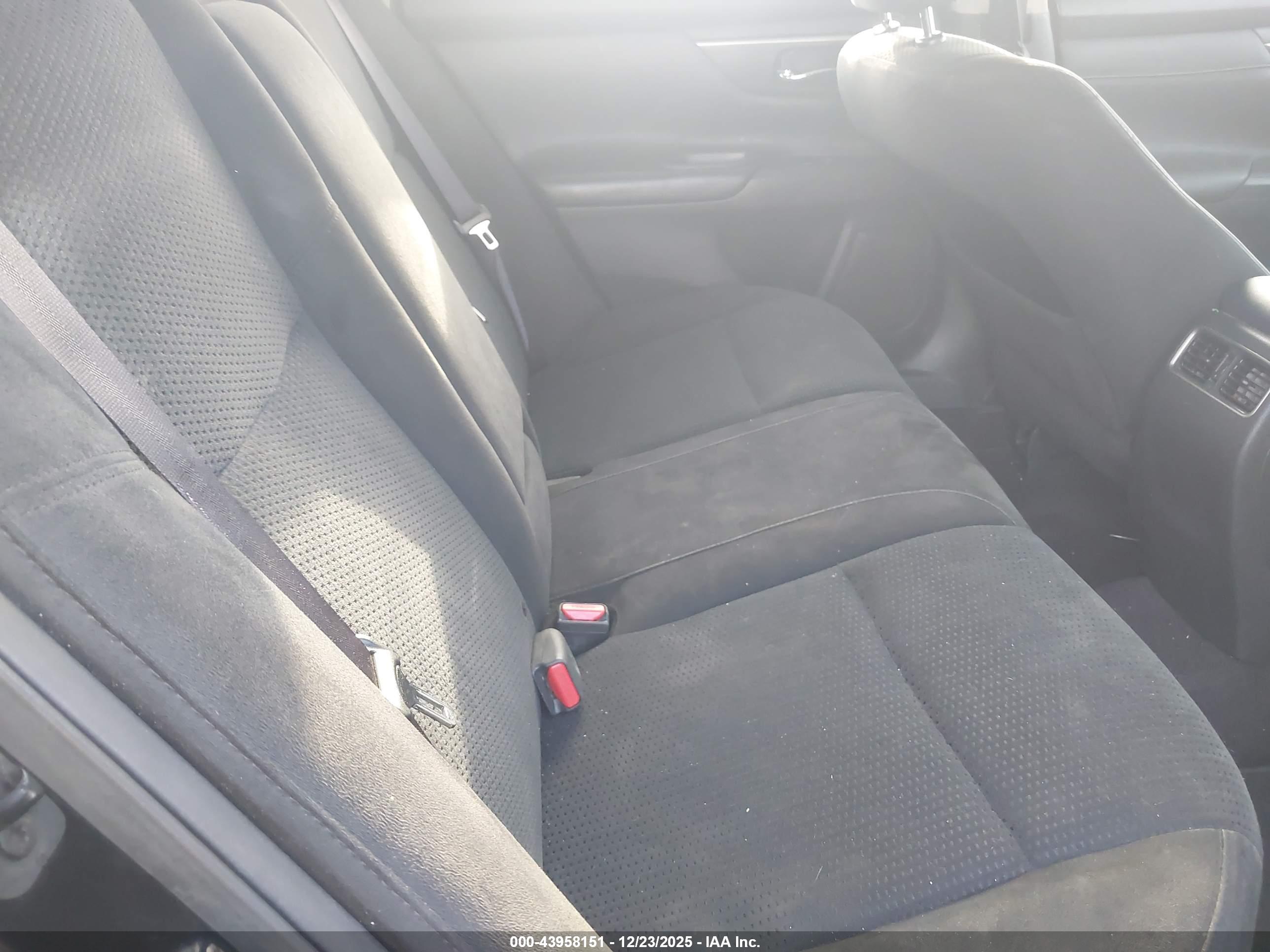 NISSAN ALTIMA image 8