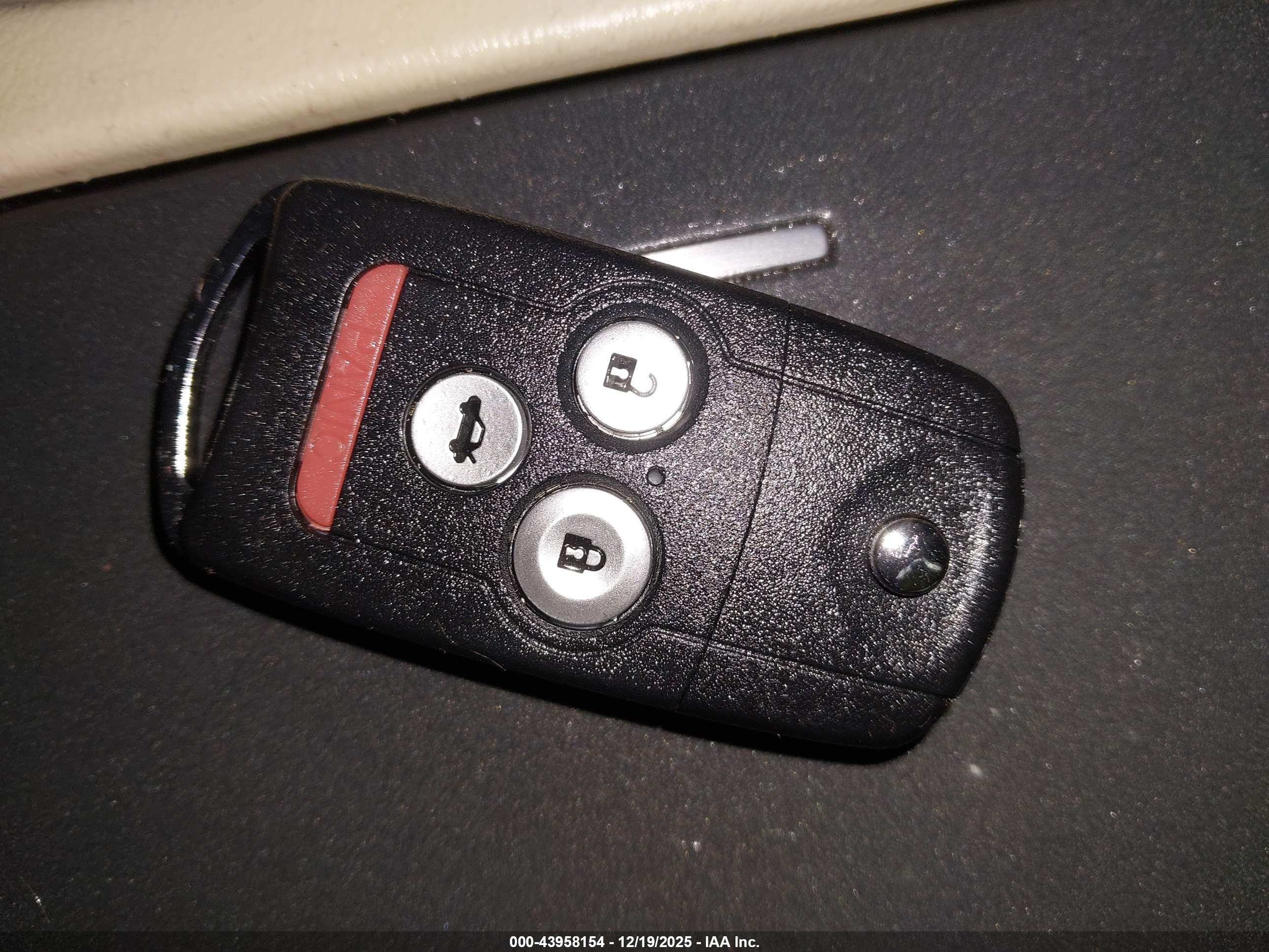 ACURA TSX image 11