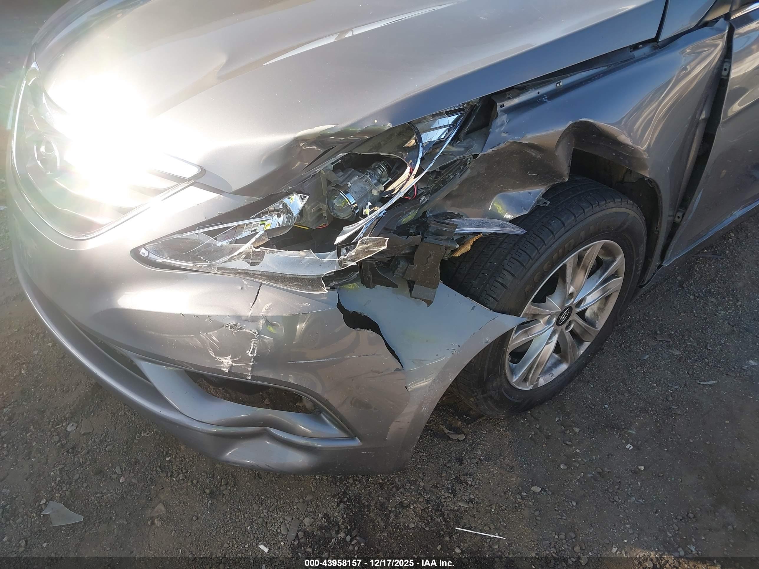 HYUNDAI SONATA image 6