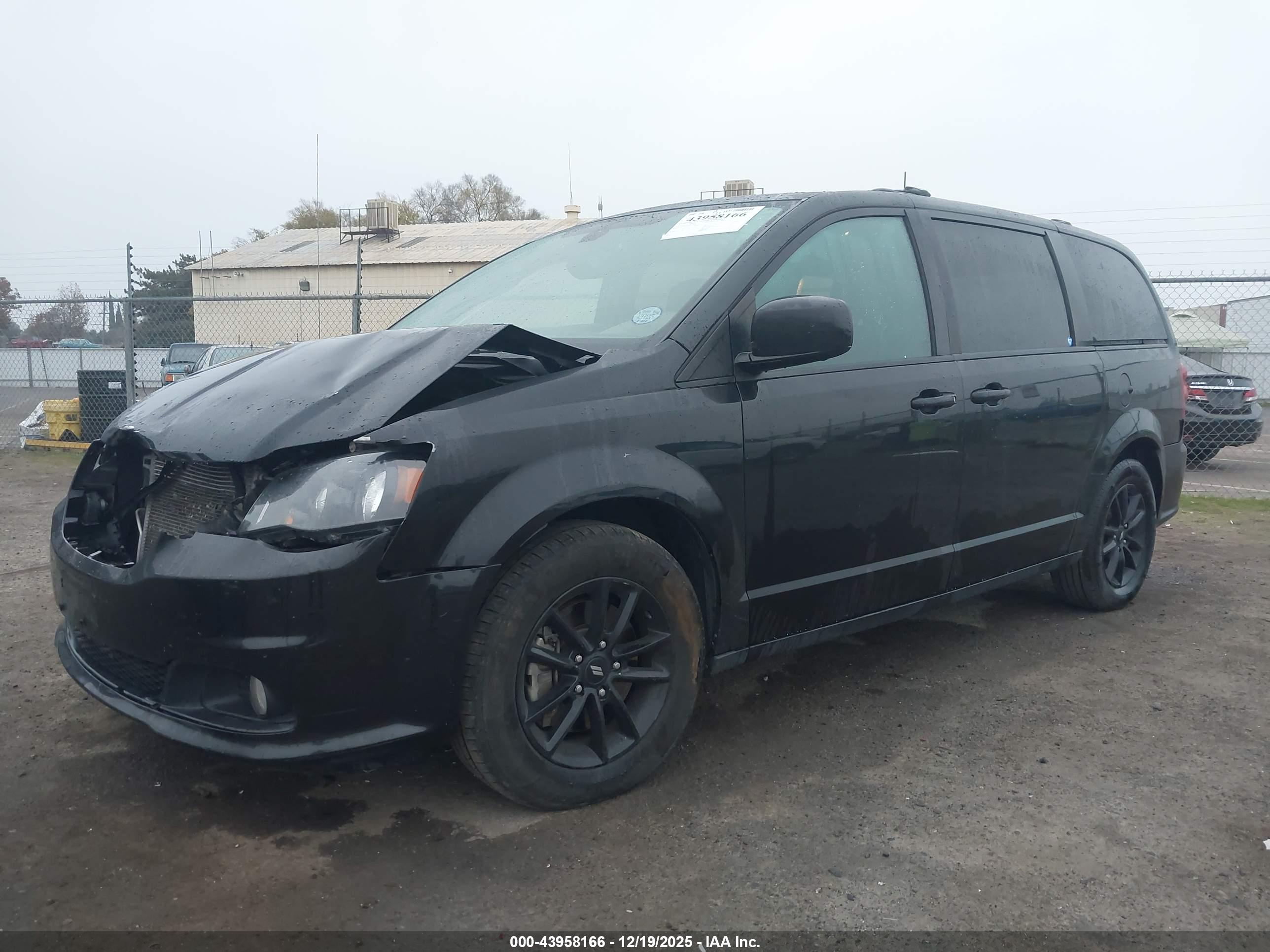 DODGE GRAND image 2