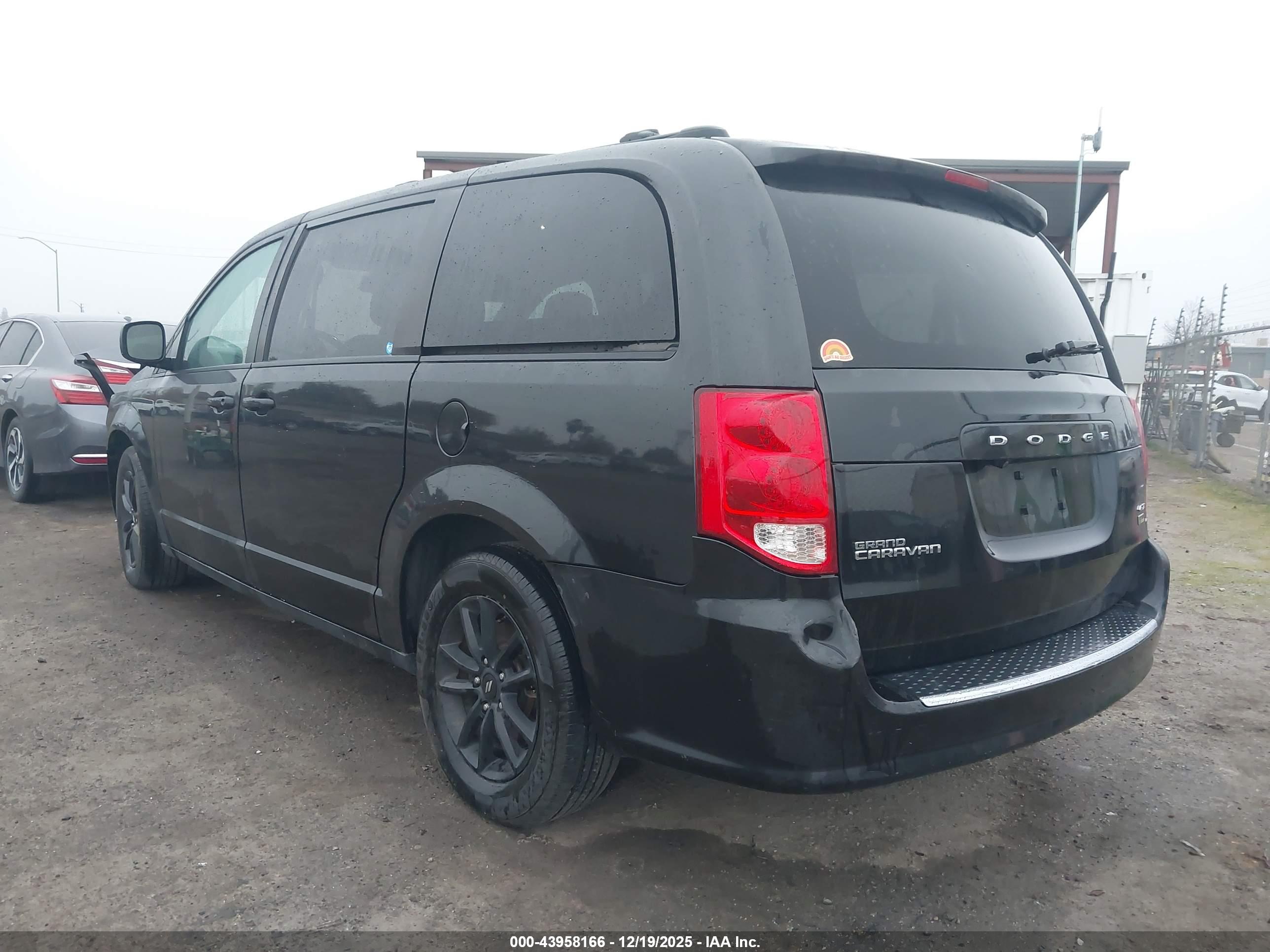 DODGE GRAND image 3