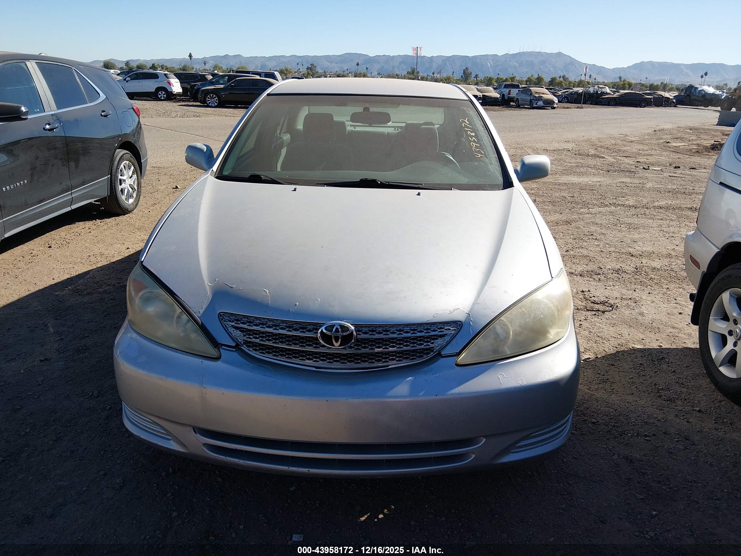 TOYOTA CAMRY image 6