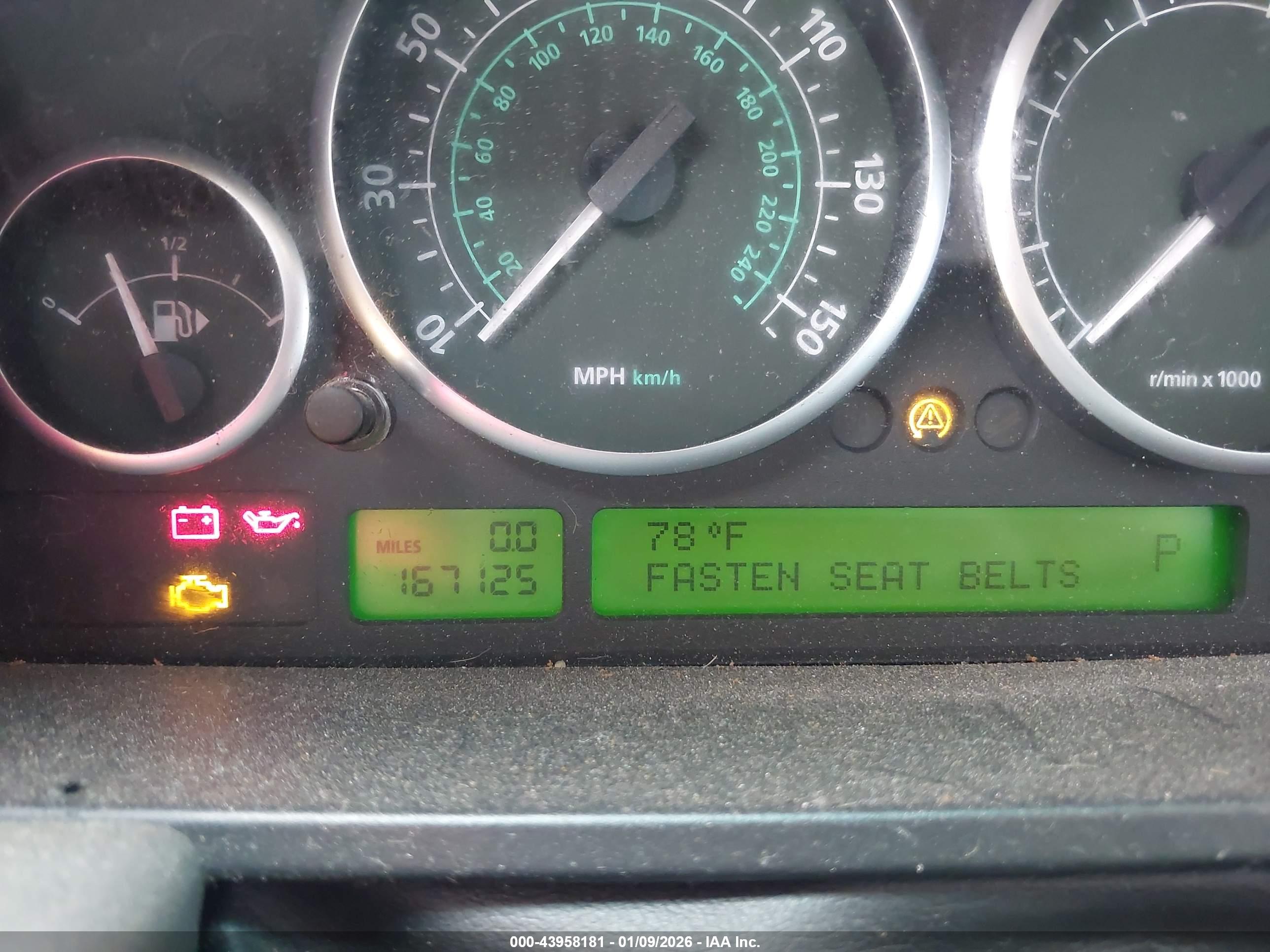 LAND ROVER image 7