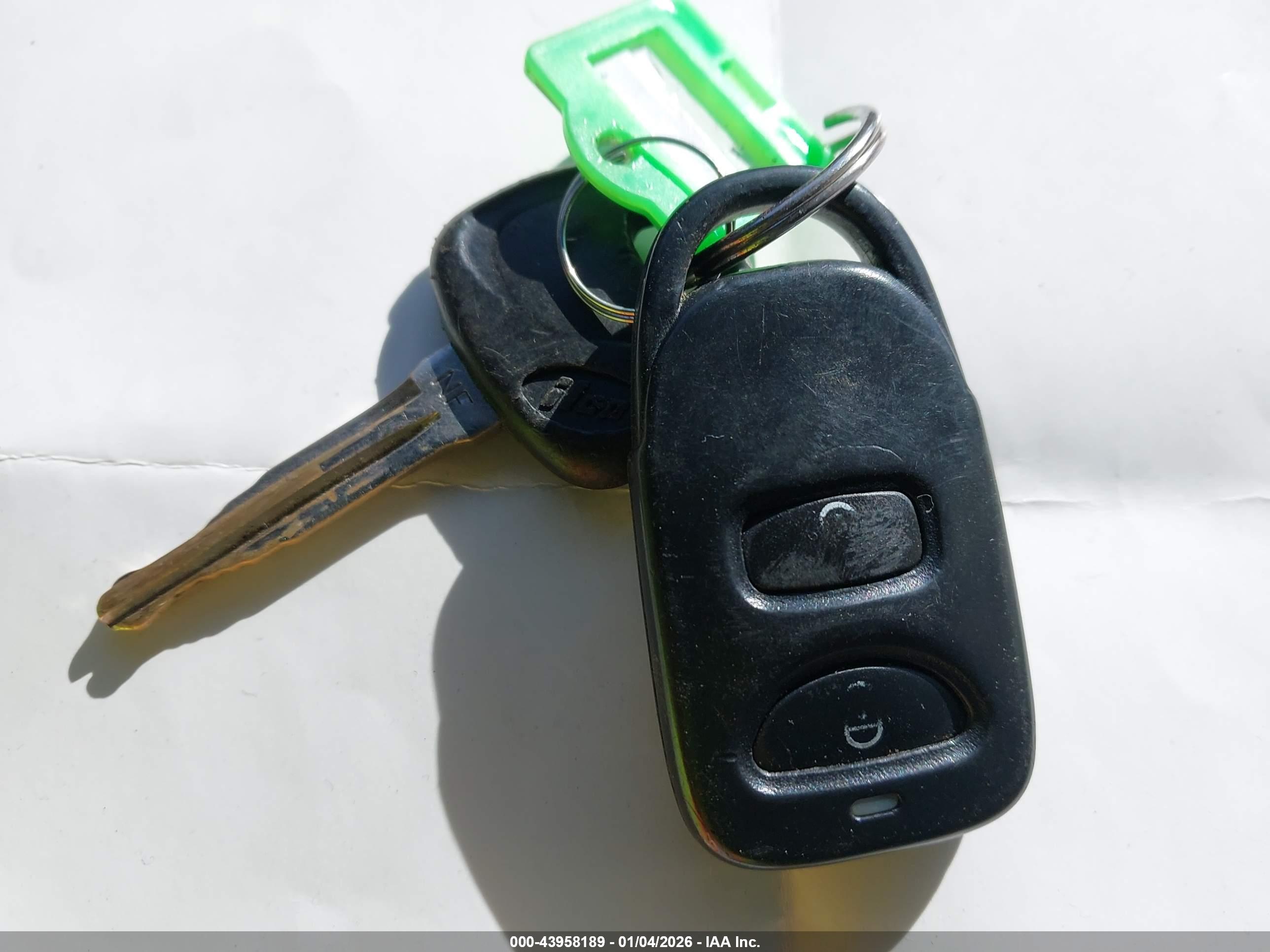 HYUNDAI SANTA image 11