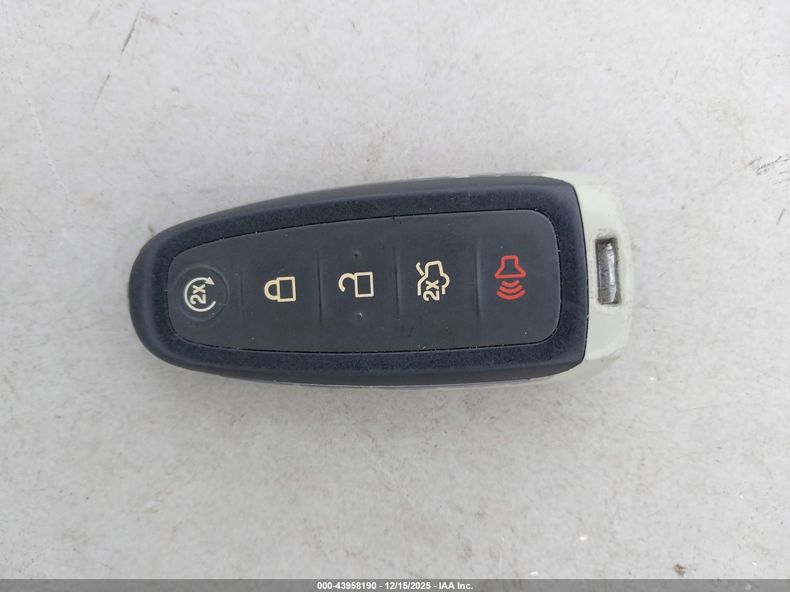 FORD FOCUS image 11