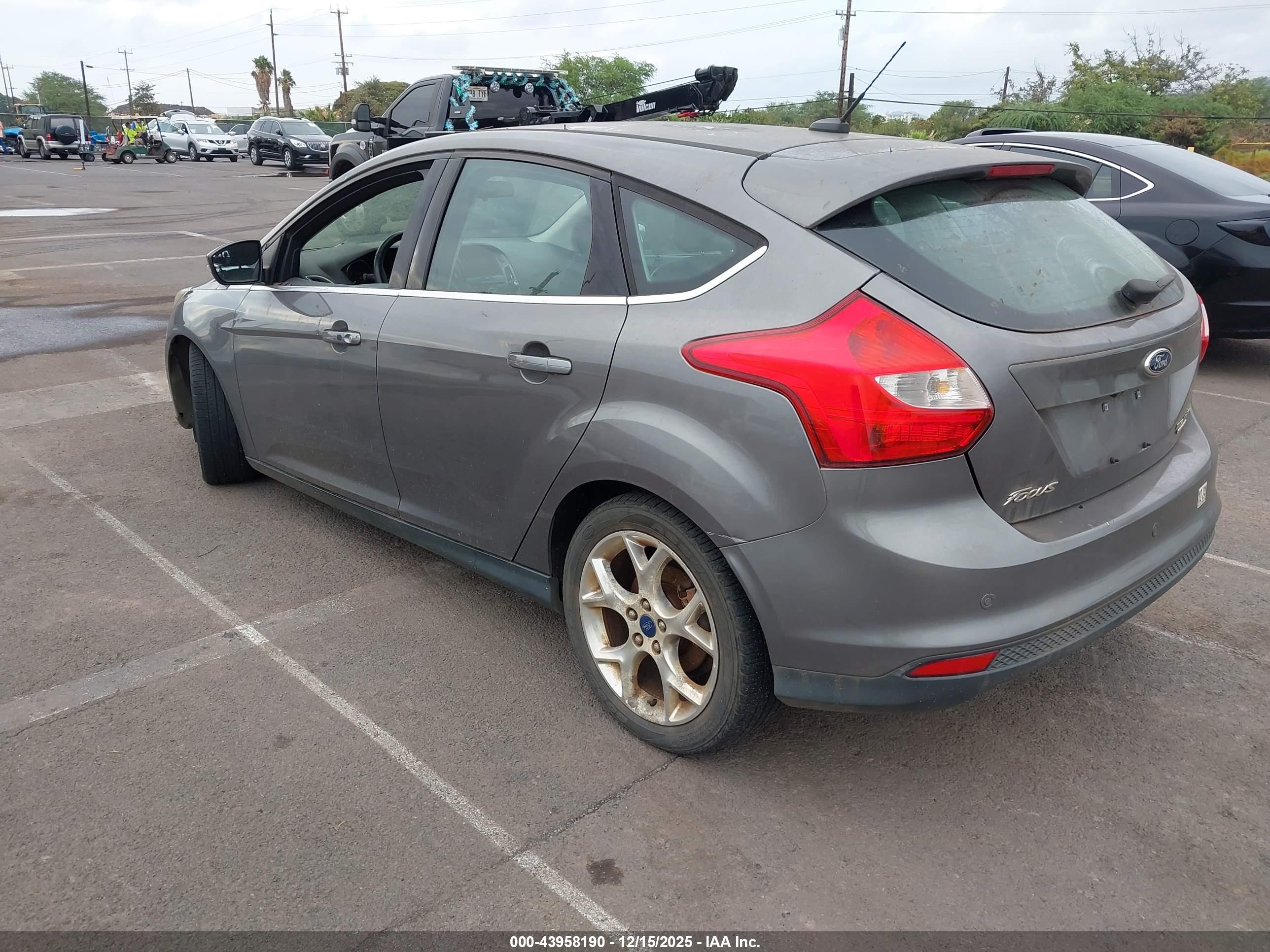 FORD FOCUS image 3