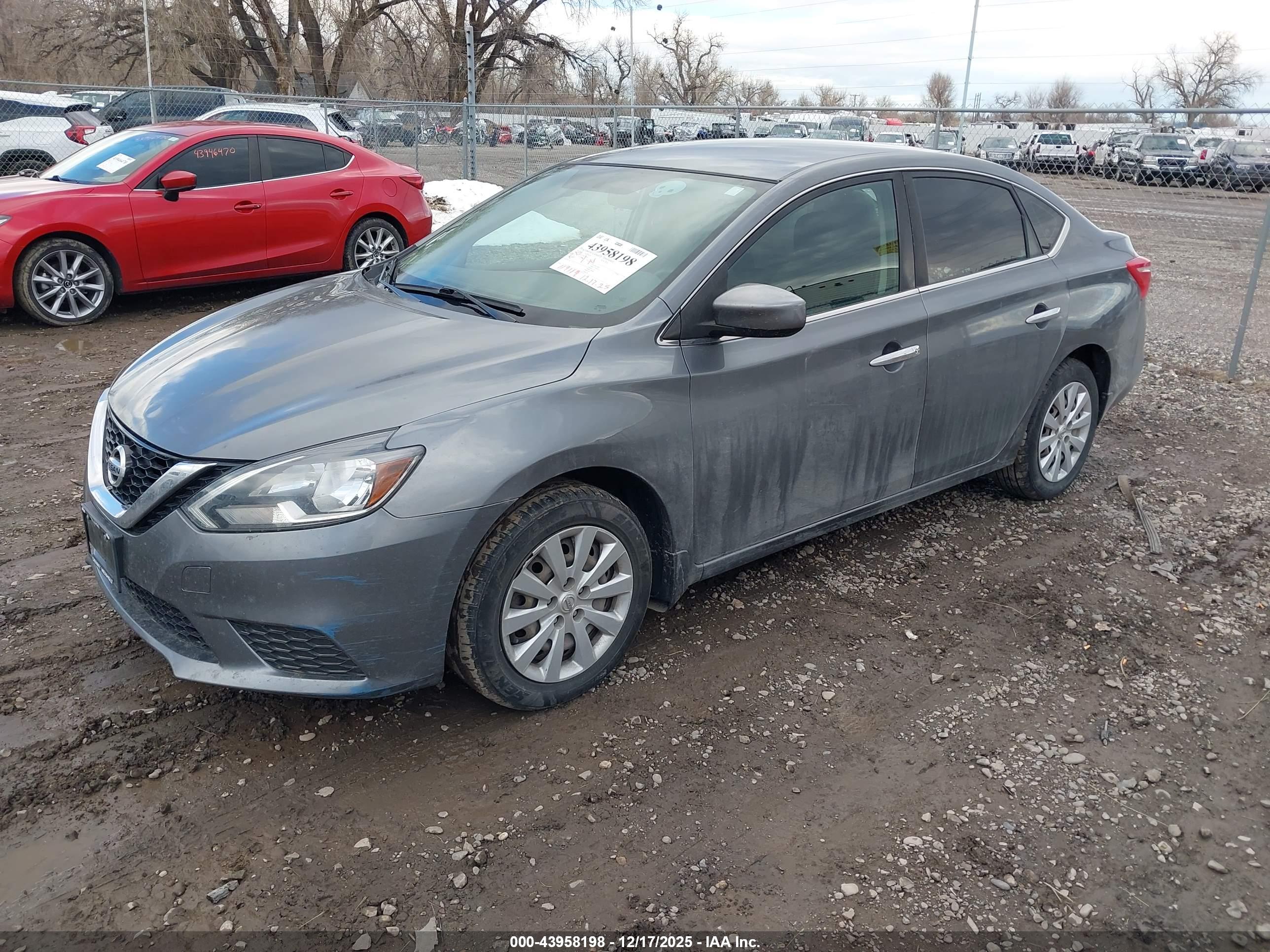 NISSAN SENTRA image 2