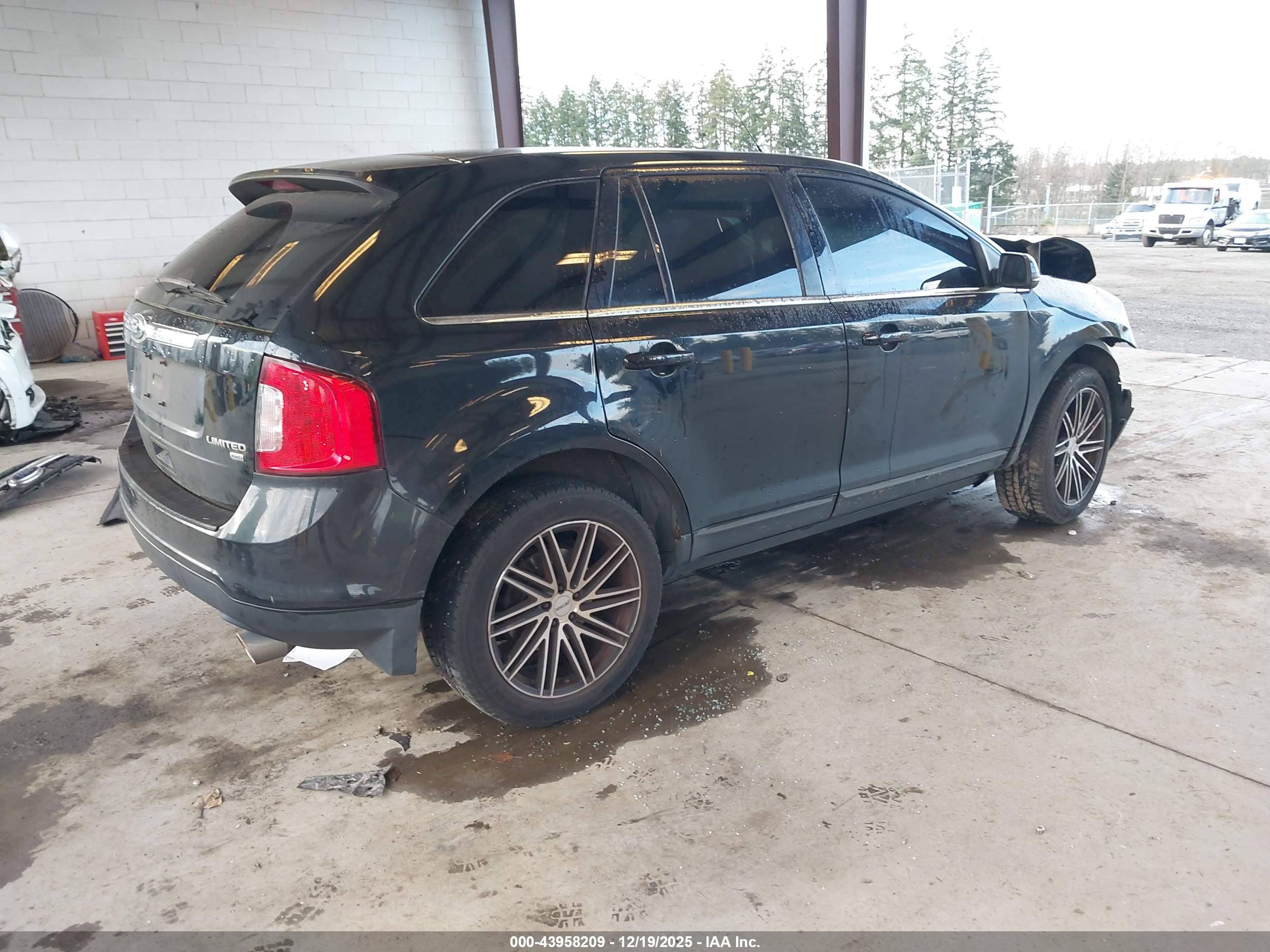 FORD EDGE image 4