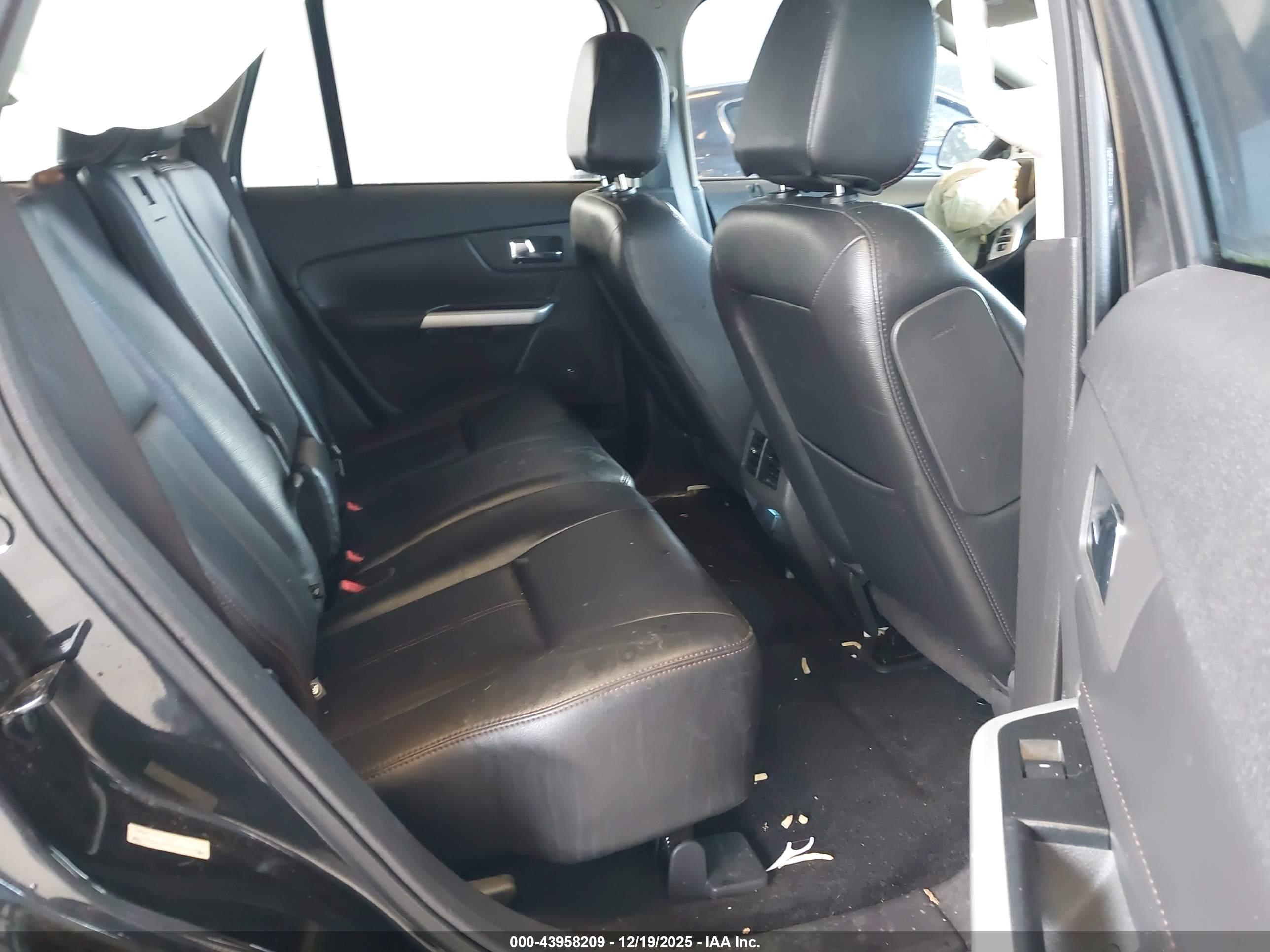 FORD EDGE image 8